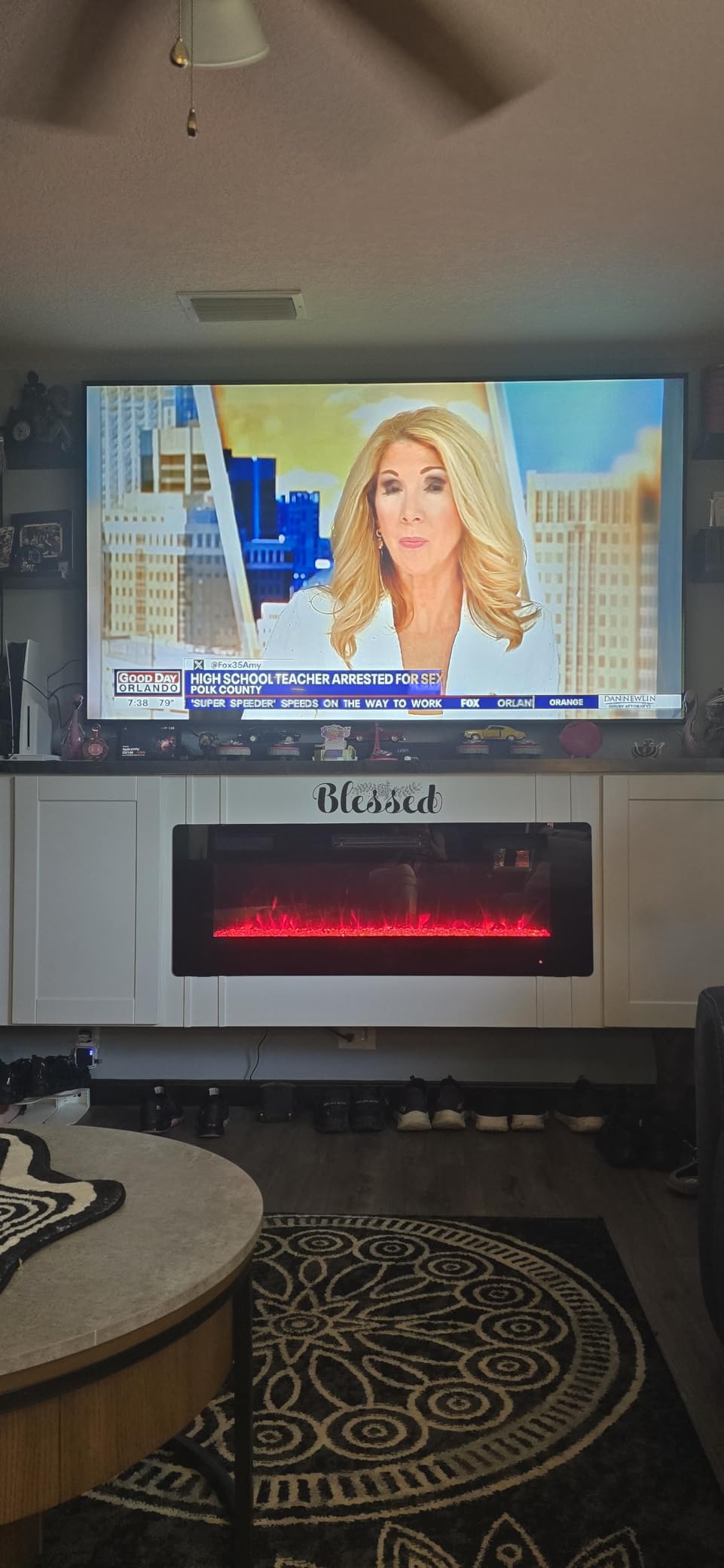 43” Electric Fireplace Mantel Freestanding Electric Fireplace, Remote Control, Adjustable Led Flame, 750W/1500W Black customer photo 1