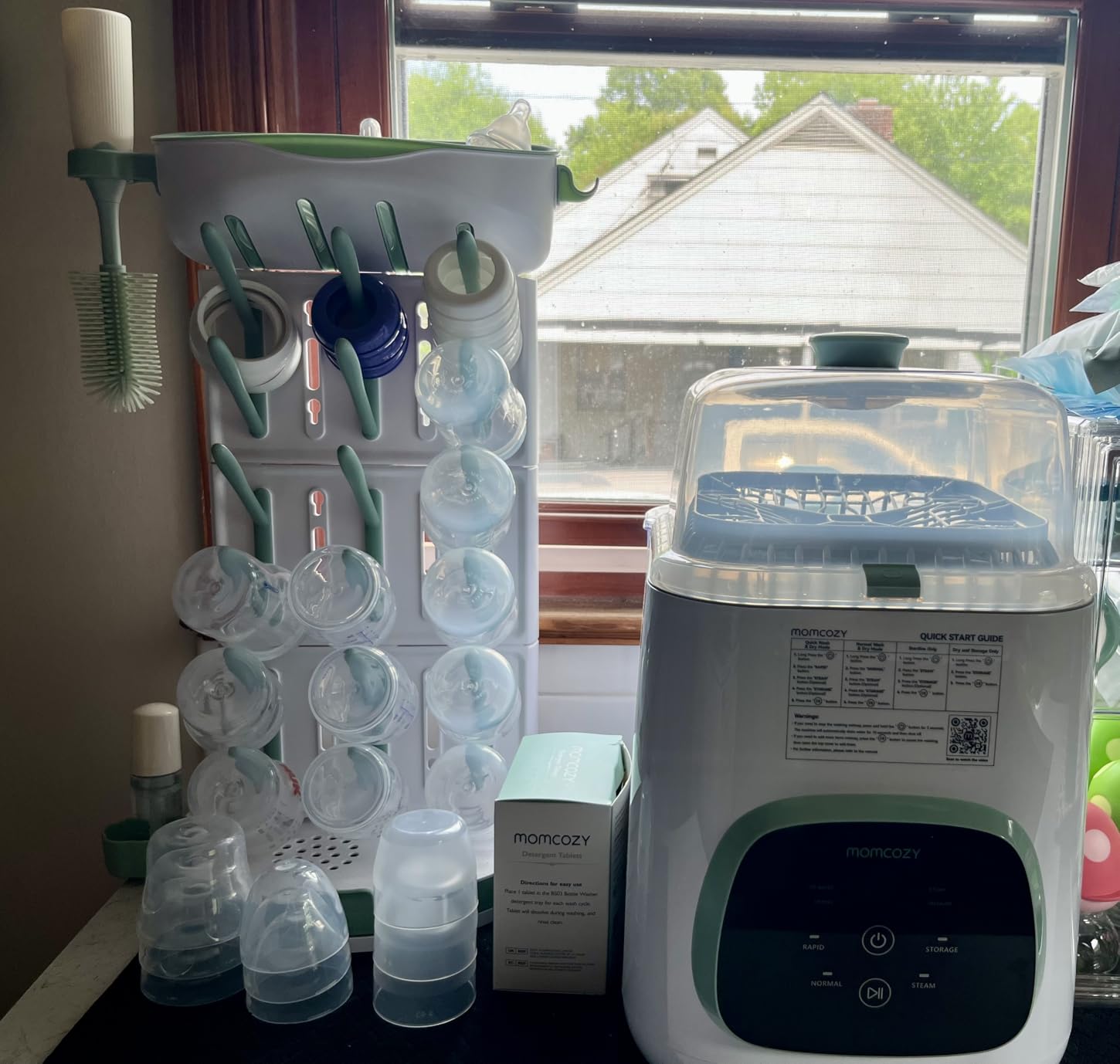 Momcozy Baby Bottle Drying Rack, 18 Bottles Vertical Space Saving customer photo 2