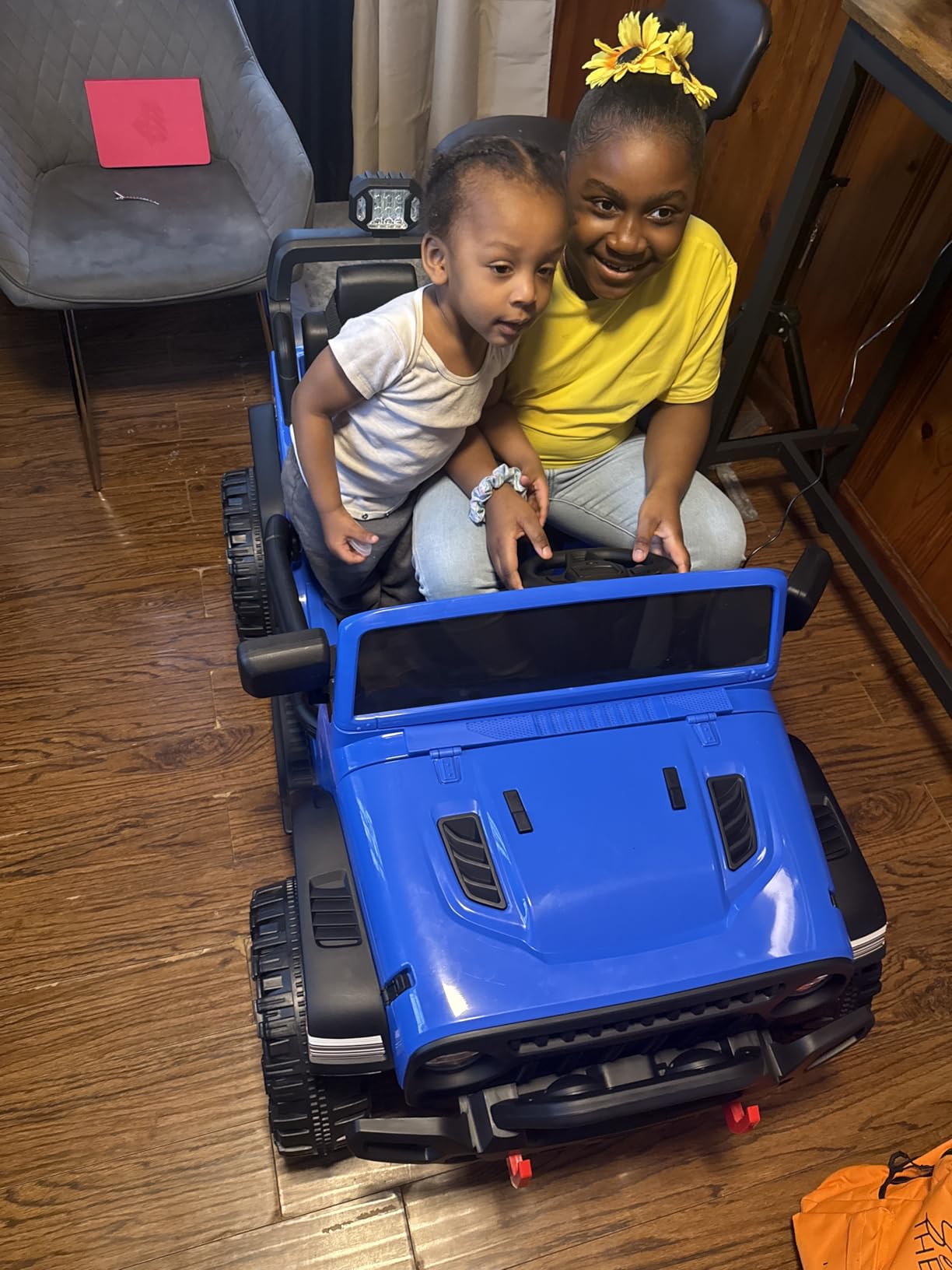 Hikiddo 2 Seater 24V Electric Ride on Car for Kid 4-8 w/Remote, EVA Tires customer photo 2