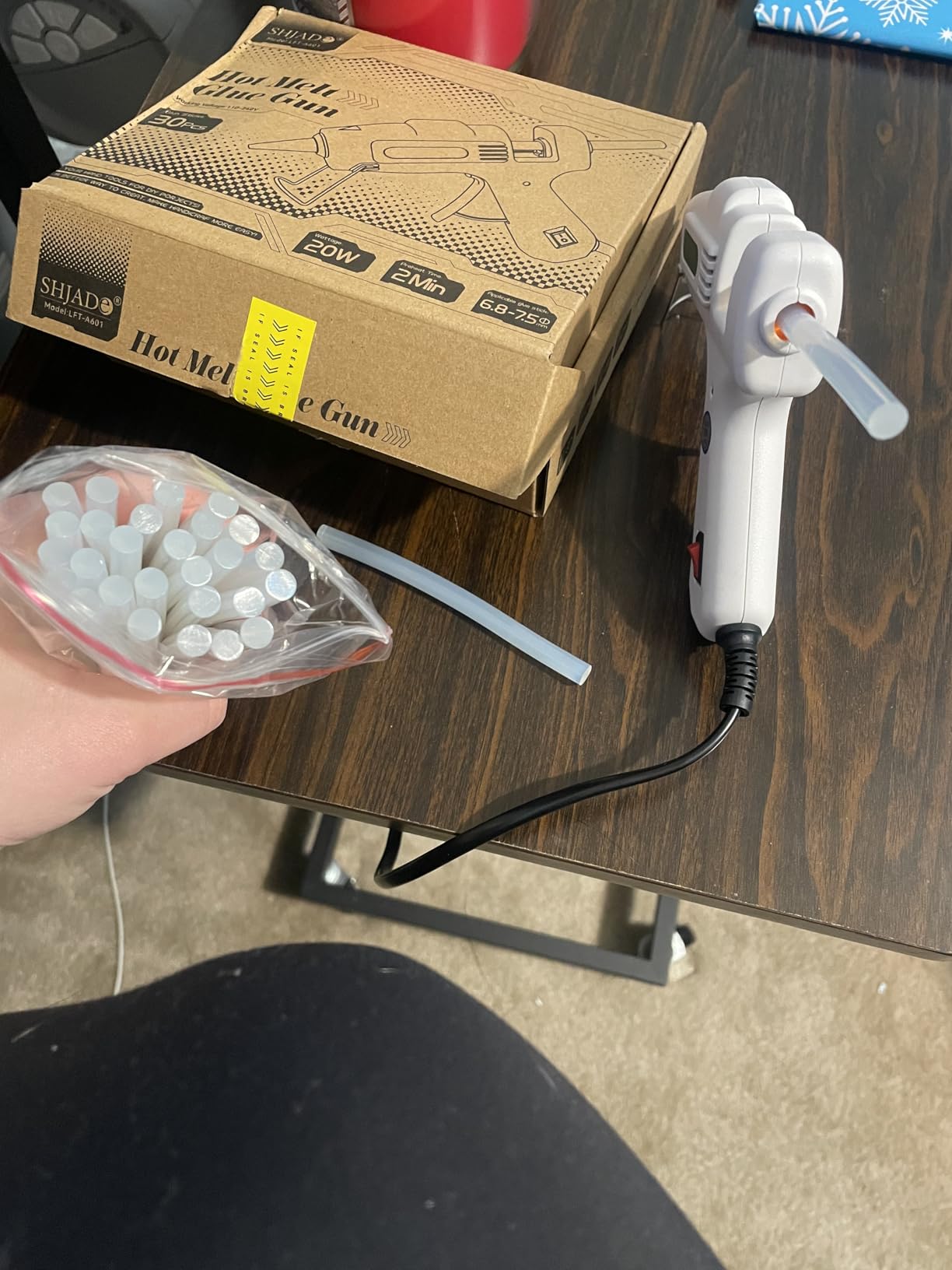 SHJADE Hot Glue Gun with 30 Glue Sticks, 20W Mini Hot Melt Gun Kit(White) customer photo 1