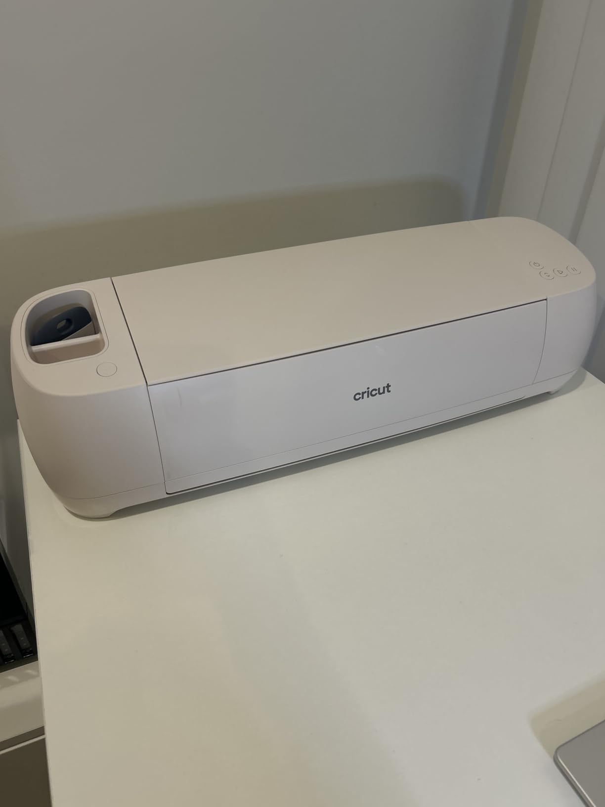 Cricut Explore 4 - Smart Cutting Machine (Seashell) Digital Content Bundle customer photo 1