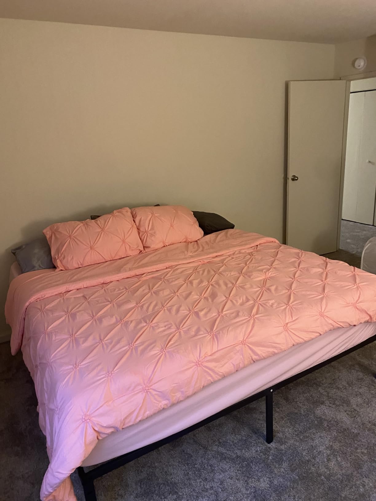 Novilla King Size Mattress in a Box, 14 Inch King Gel Memory Foam Mattress customer photo 2