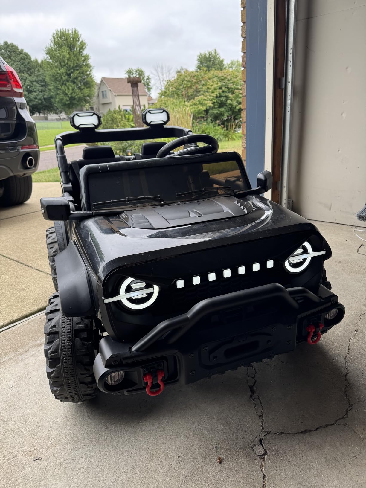 Best Choice Products Kids 24V 2-Seater Electric Ride On Car Truck w/ 132lb Weight Capacity, Parent Control, Bluetooth, LED Lights - Red customer photo 2