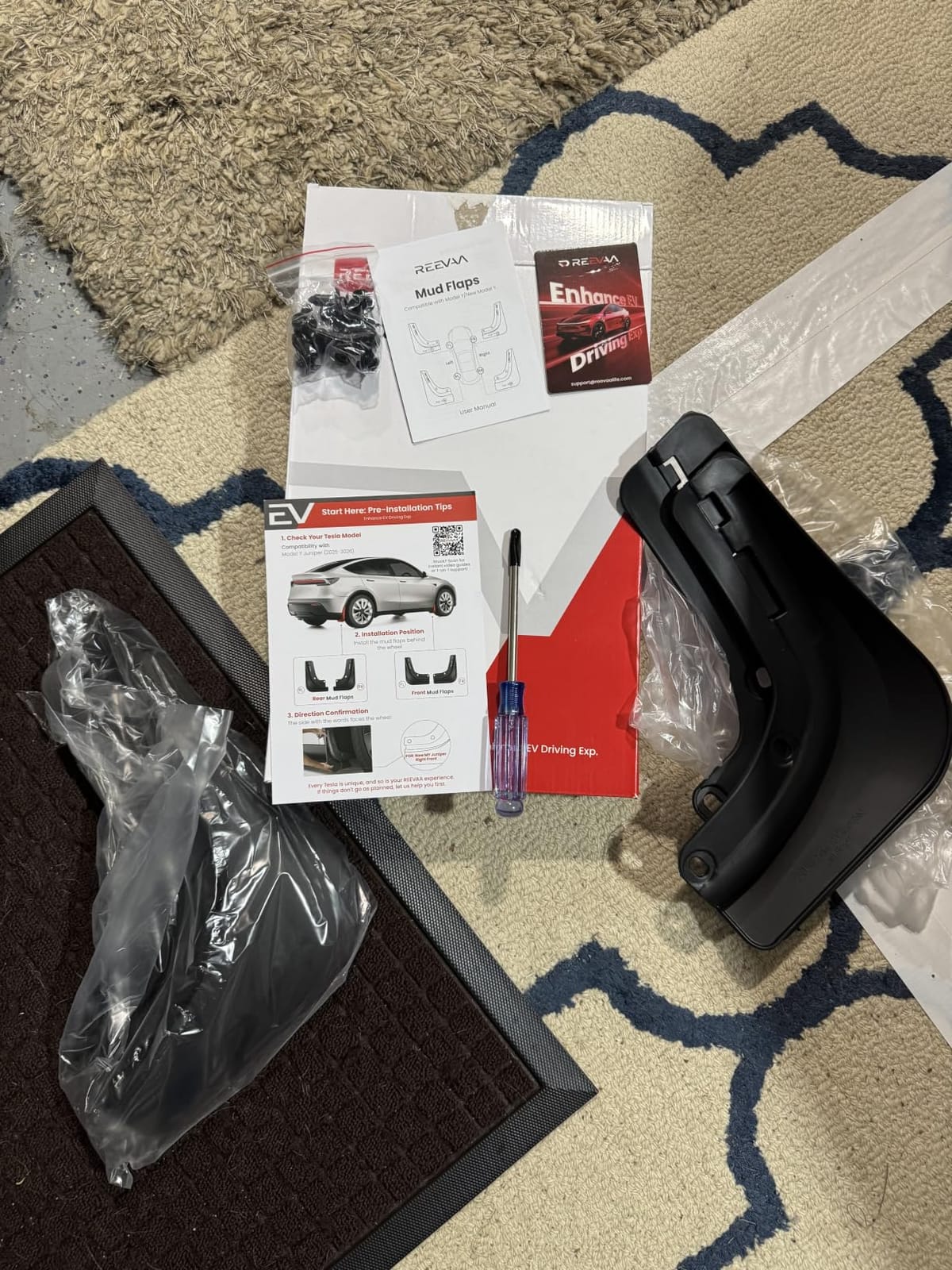 REEVAA Tesla Model Y Juniper 2025–2026 Mud Flaps Accessories, Set of 4 customer photo 1
