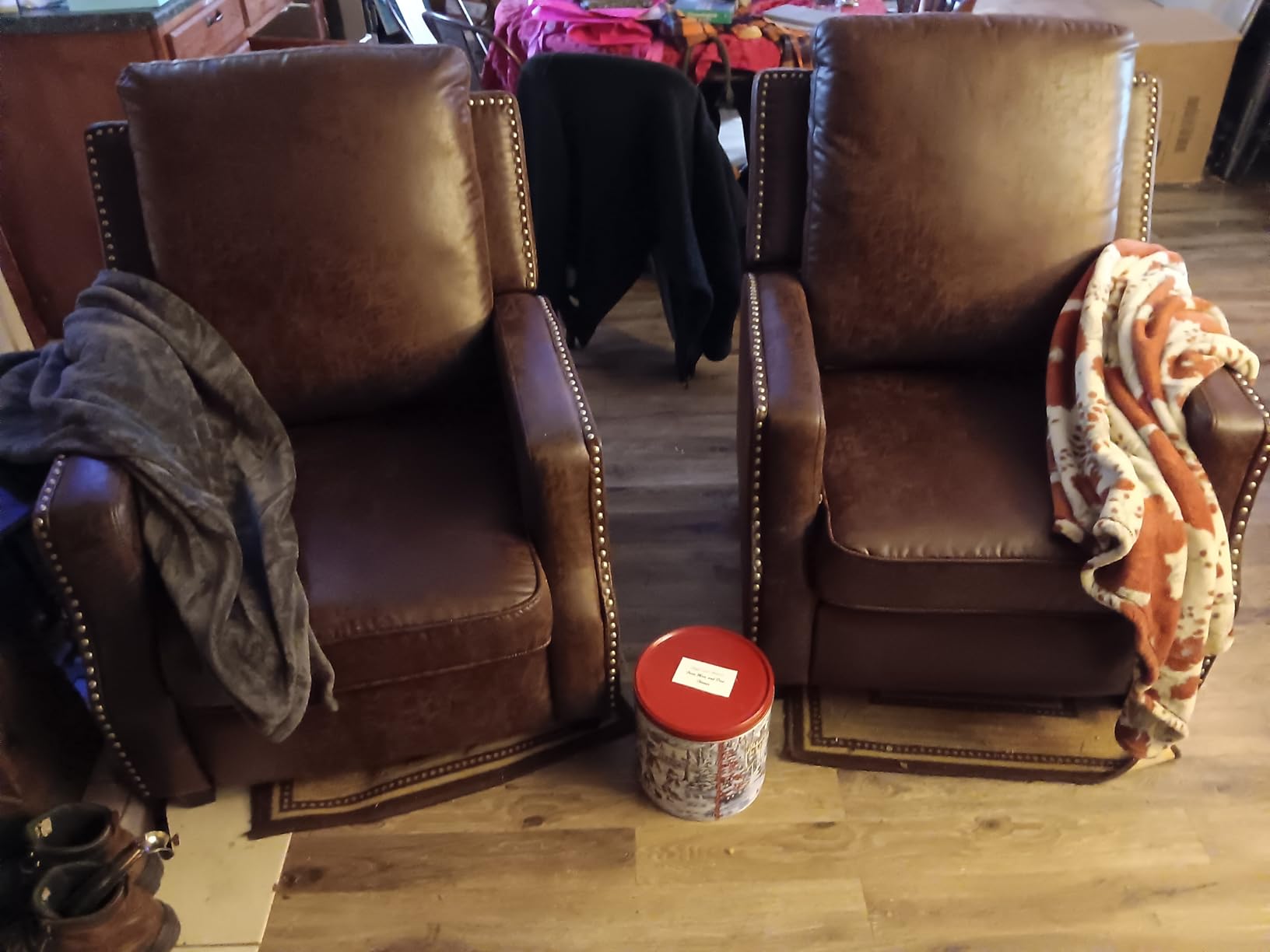 IOMOR Push Back Recliner Chair Faux Leather Lounge Armchair with Rivet Decoration Wingback Single Sofa Chair with Padded Seat Solid Wood Legs for Living Room, Chocolate customer photo 2