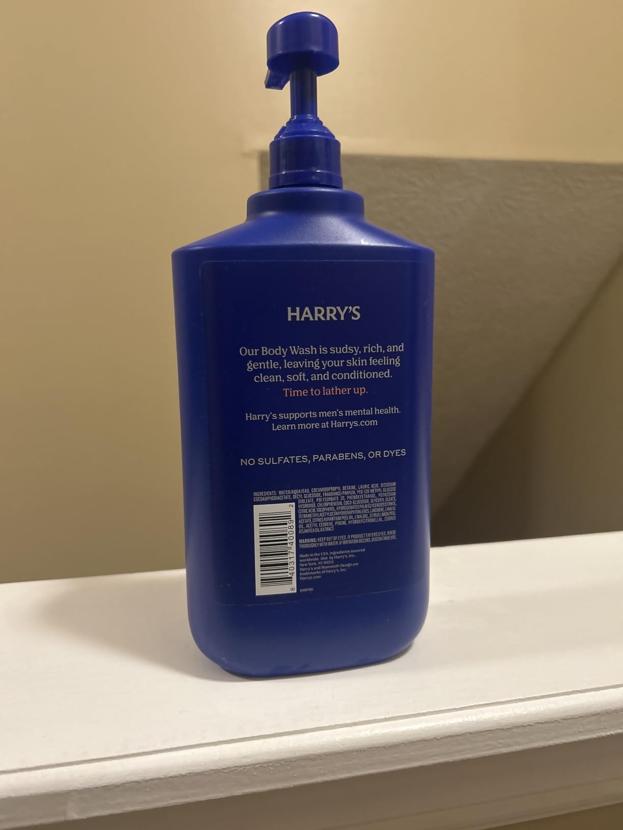 Harry's Men's Body Wash - Wildlands - 30 fl oz customer photo 2