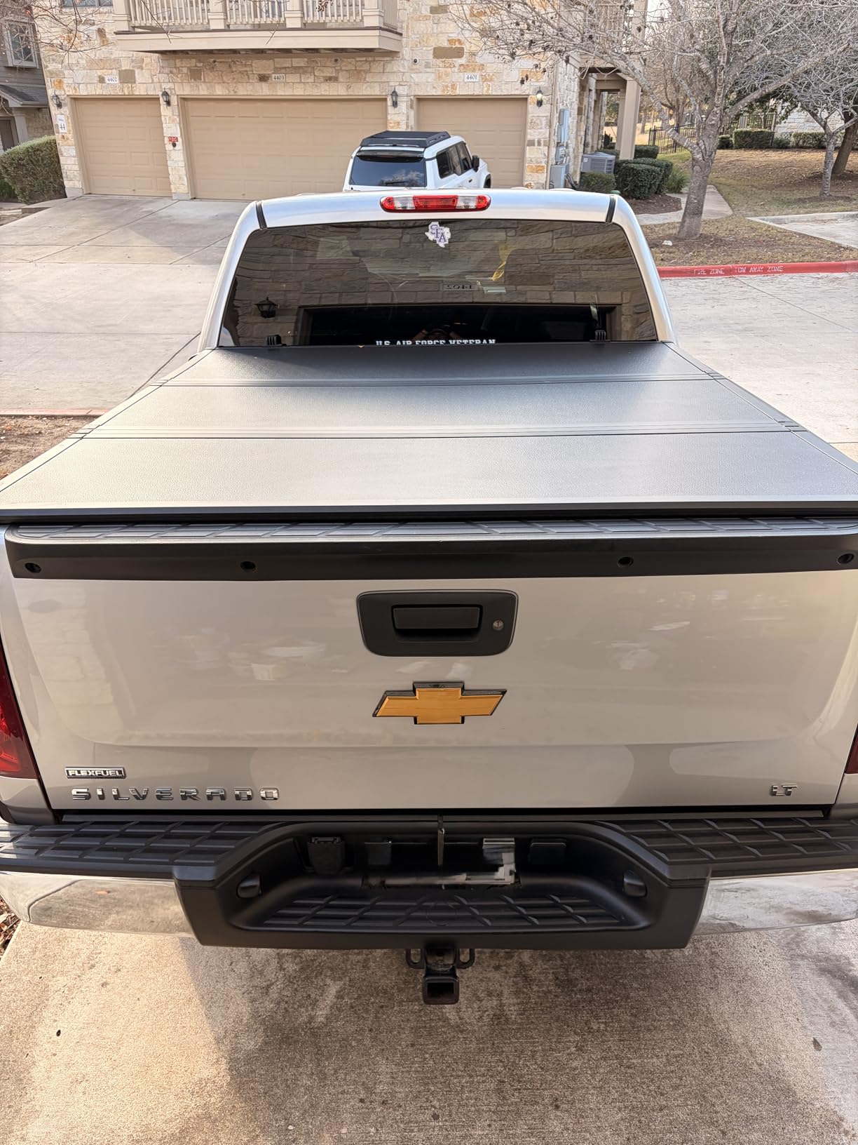 Hard Tri-Fold Truck Bed Tonneau Cover Compatible with 2007-2026 Chevy Silverado/GMC Sierra 1500 5.8ft Bed (69.6