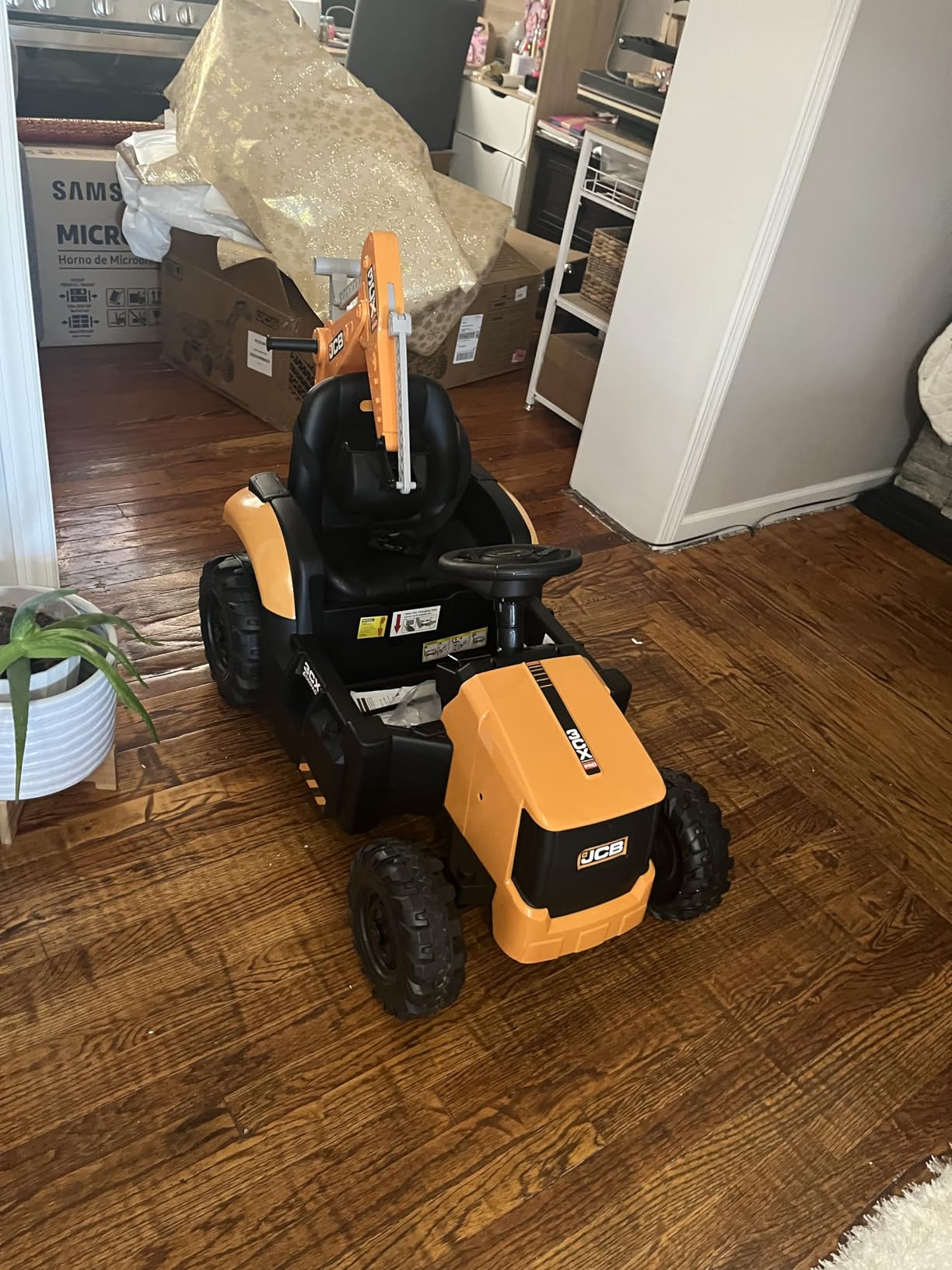 First Ride On JCB 3CX Licensed 24V Excavator Ride On Toys for Kids, Backhoe Digger Toy with Reversible Seat, Removable Front & Rear Arms, Remote Control, Electric Construction Car for Boys Girls (24V) customer photo 2