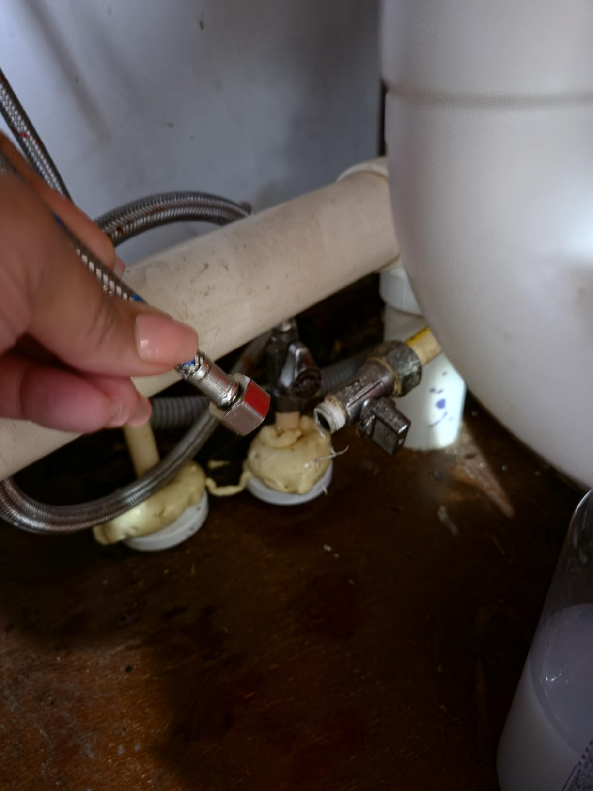 Kitchen Faucet with Pull Down Sprayer, Brushed Nickel customer photo 2