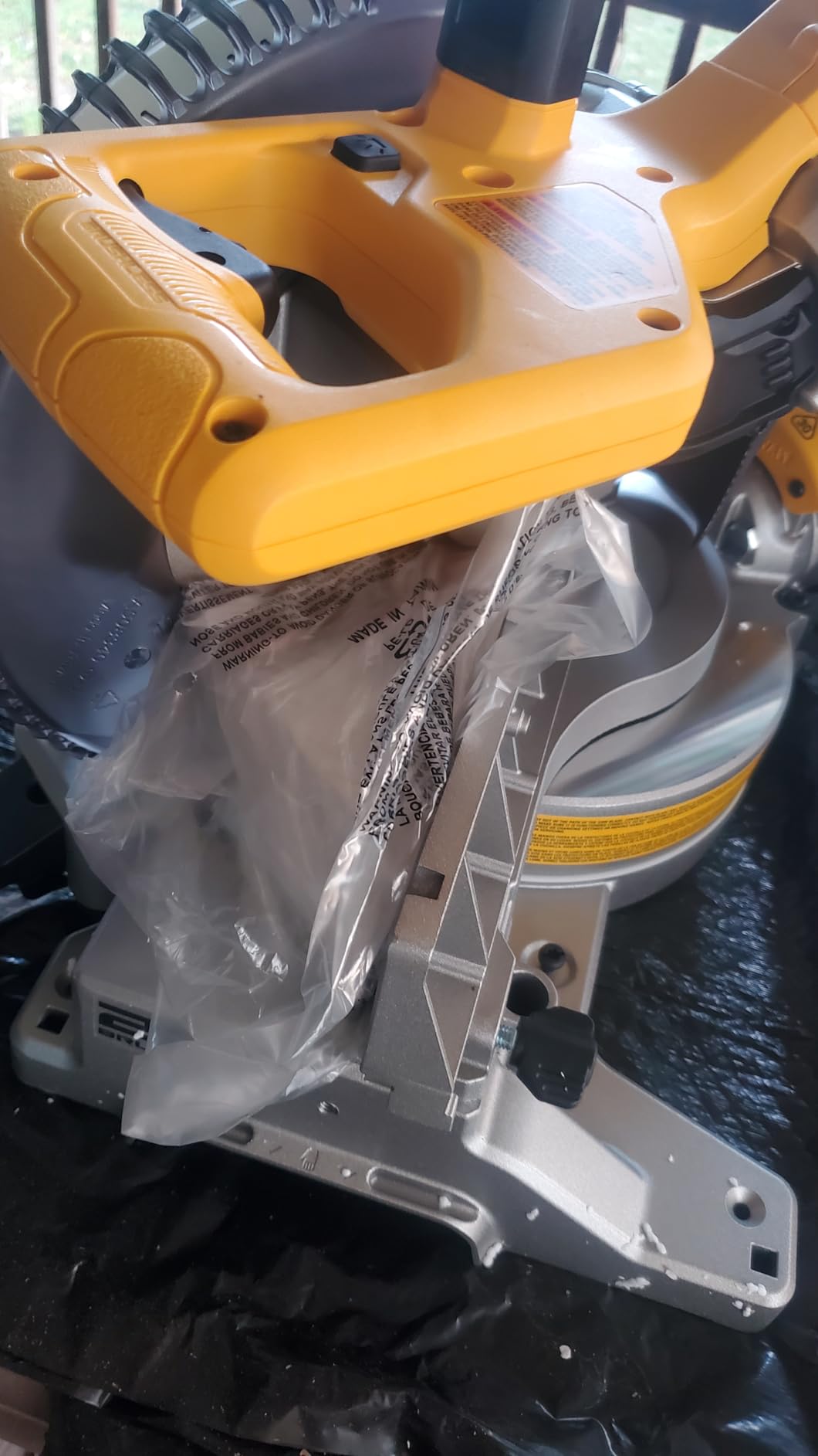 DEWALT 20V MAX XR 10 in. Double Bevel Fixed Miter Saw (Tool Only) (DCS714B) customer photo 1