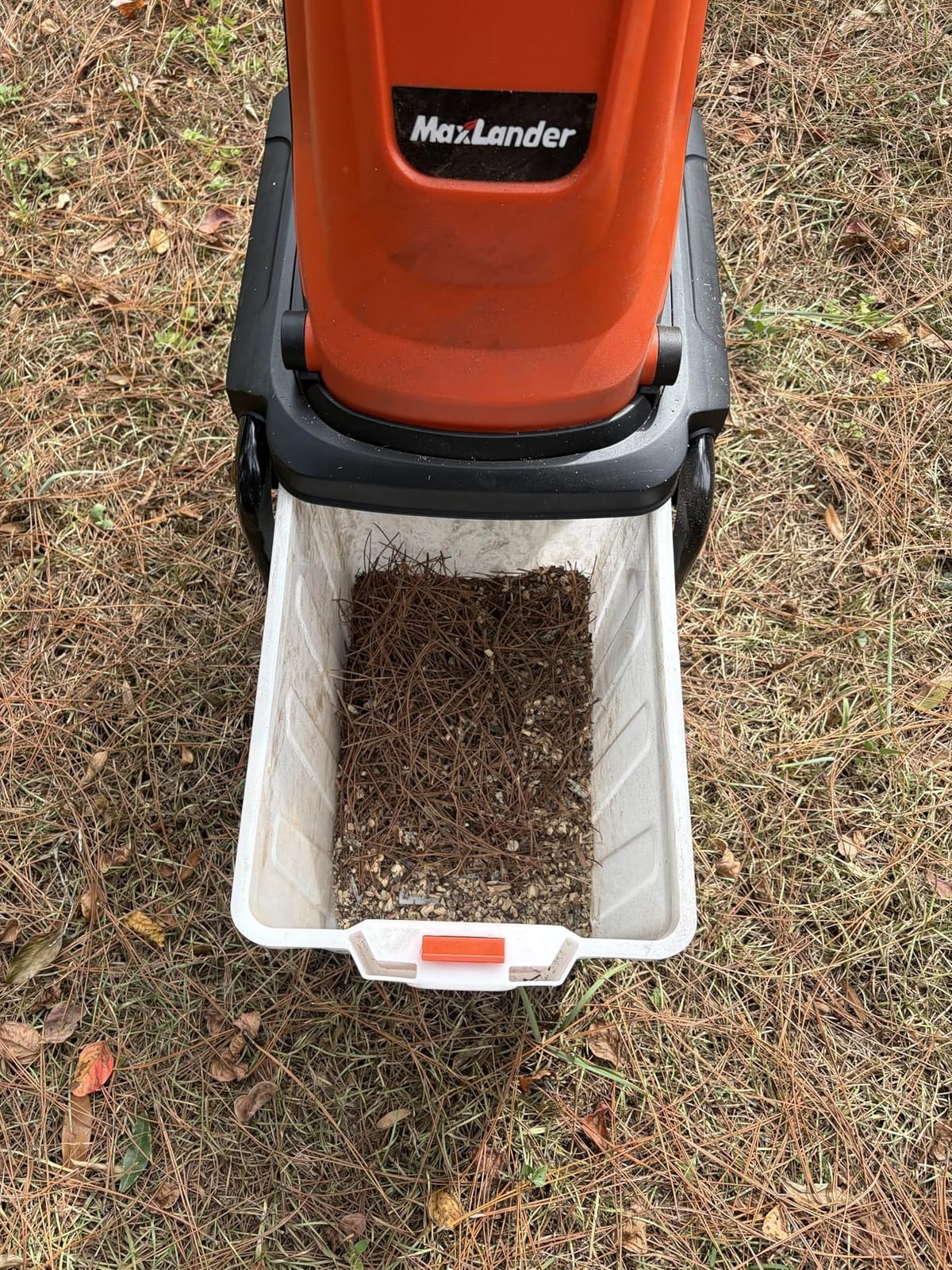 MAXLANDER Electric Leaf Mulcher/Shredder, 15 Amp 8400 RPM, 18:1 Ratio, Adjustable Dial, with Goggles, Leaf Scoops/Gloves, 20 Cutting Lines-Portable Garden/Yard Grinder & Chipper for Wet/Dry Leaves customer photo 2