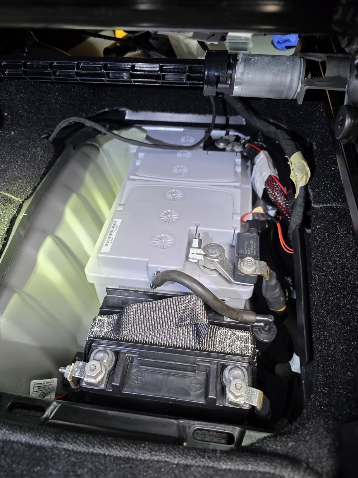 Renogy 12V 70Ah AGM Car Battery H6, Group 48 Start and Stop Automotive Battery with 720 CCA, 120RC, Reliable Power for Cars, SUVs, Trucks, and Marine Starting customer photo 2