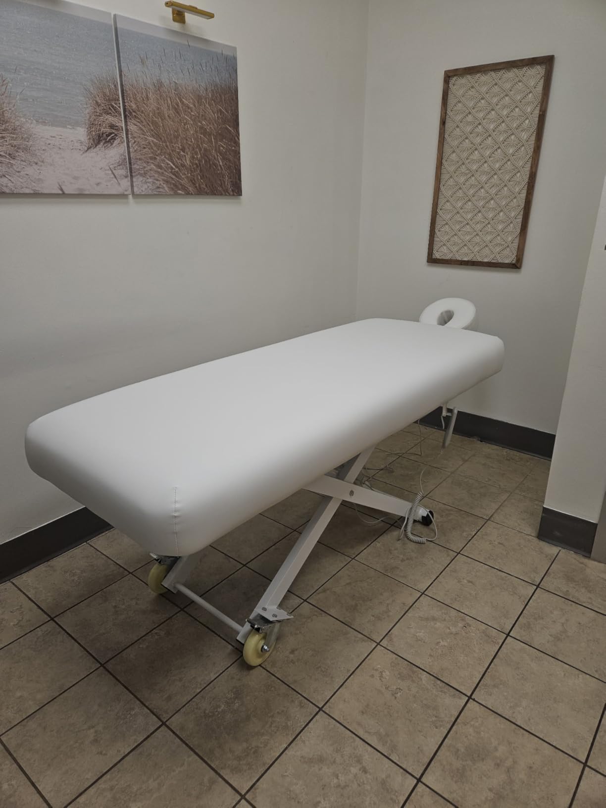 Paddie Flat Electric Lift Massage Table, Professional Spa Bed 6.7