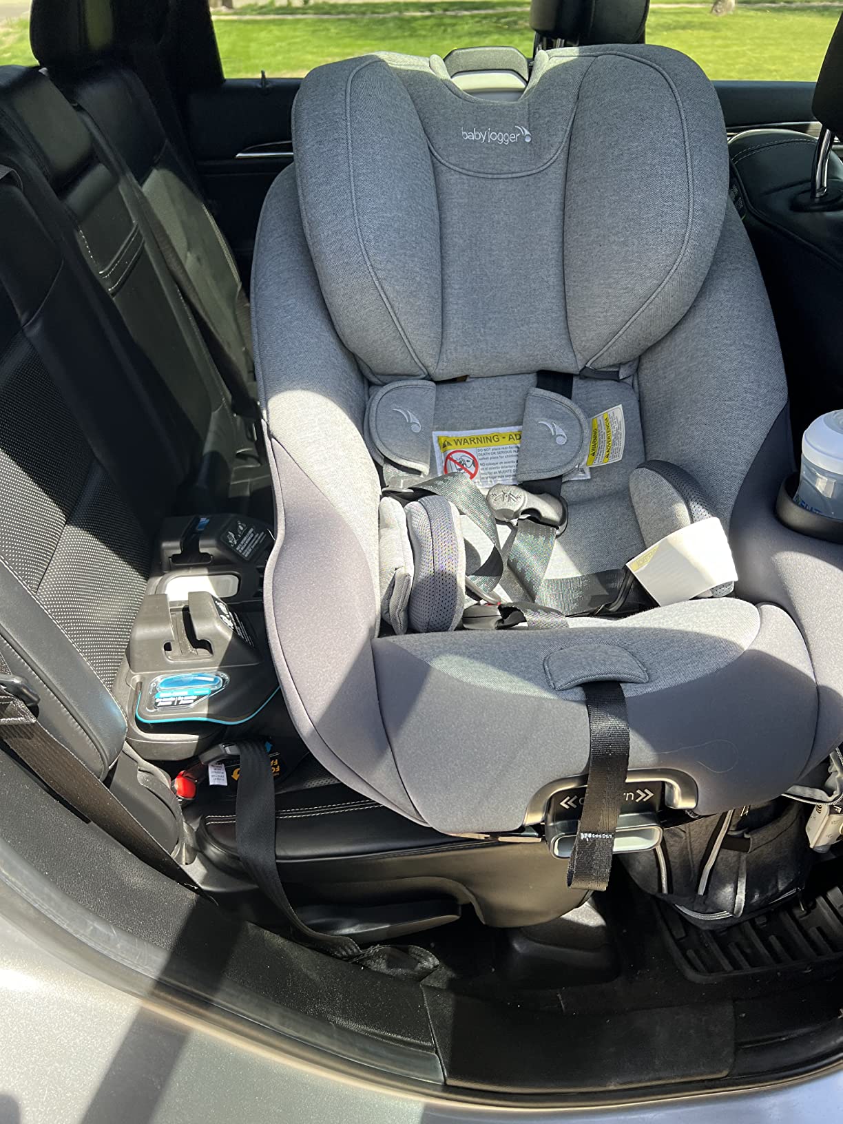 Baby Jogger City Turn Rotating Car Seat 180-Degree Turn, Lightweight Convertible Car Seat, Rear Facing to Forward Facing for Newborn to Toddlers, Coolmax Fabric, Onyx Black customer photo 1