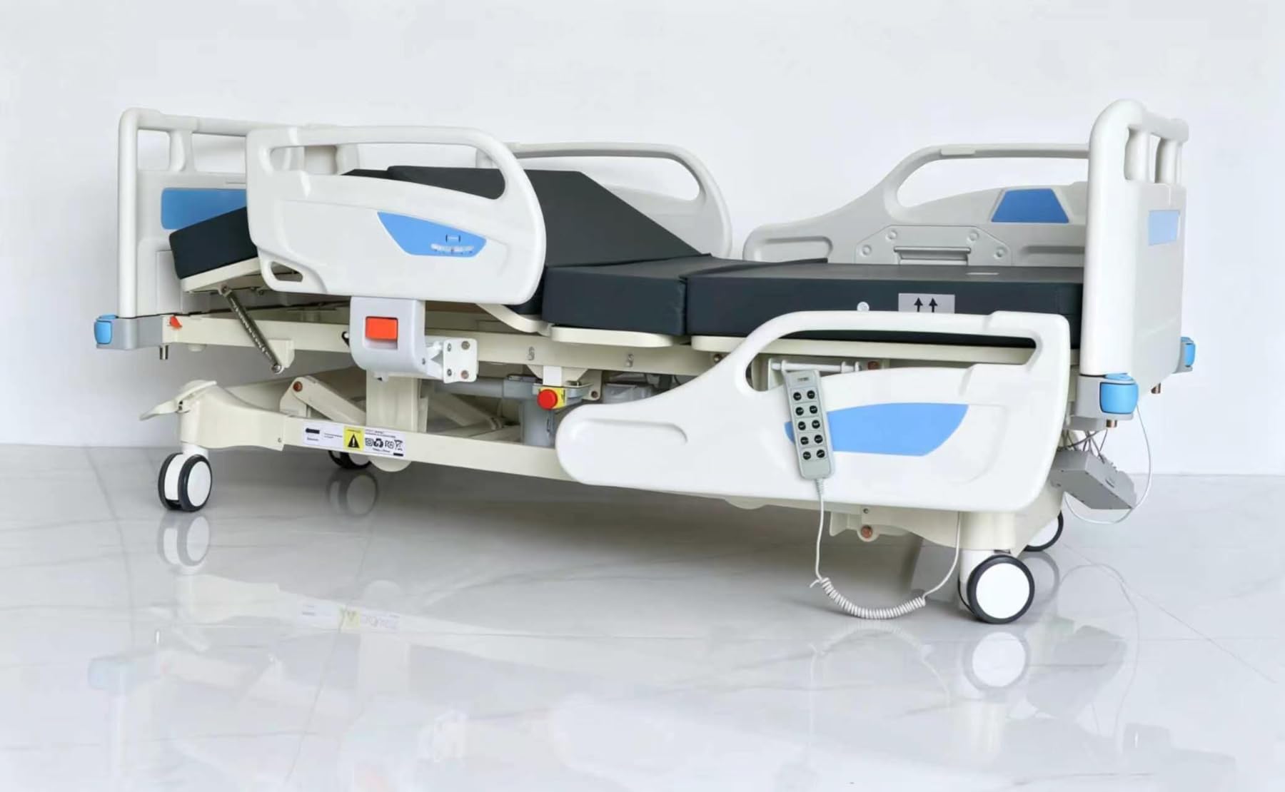 5-Function Electric Hospital Bed with CPR Emergency Release, Timotion Motor, 550lb Weight Capacity, Adjustable Home Care Bed for Elderly Patients customer photo 2