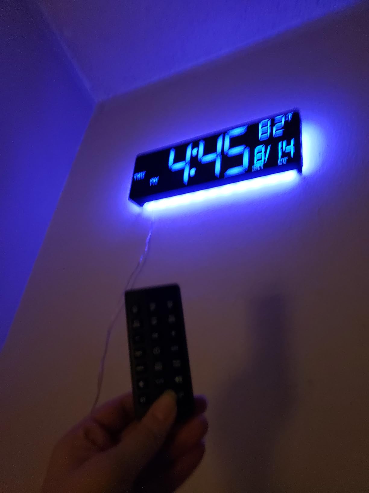 EASYERA 15'' Large Digital Atomic Wall Clock Battery Operated, Auto DST customer photo 2