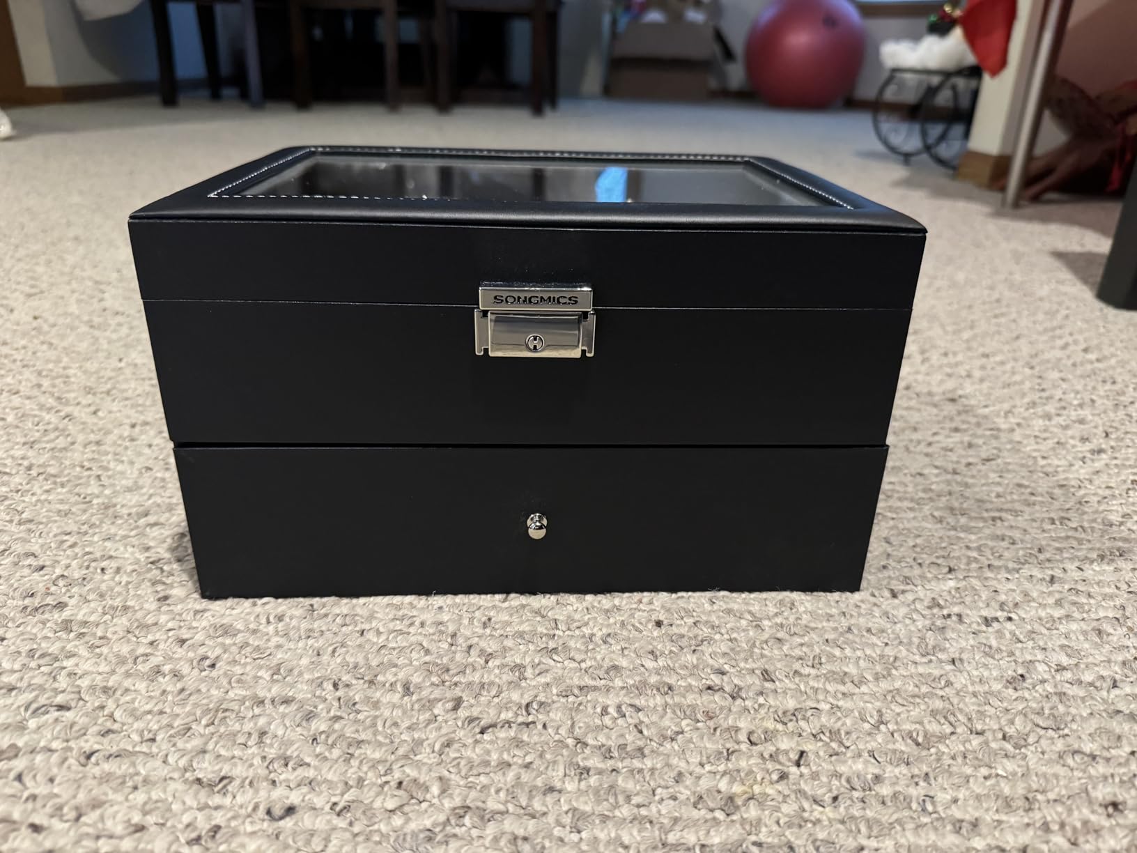 SONGMICS 20-Slot Watch Box, 2 Layers, Glass Lid, Lockable customer photo 2