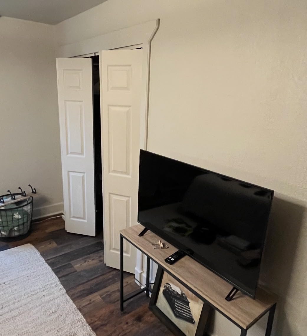 Bifold Door for 24