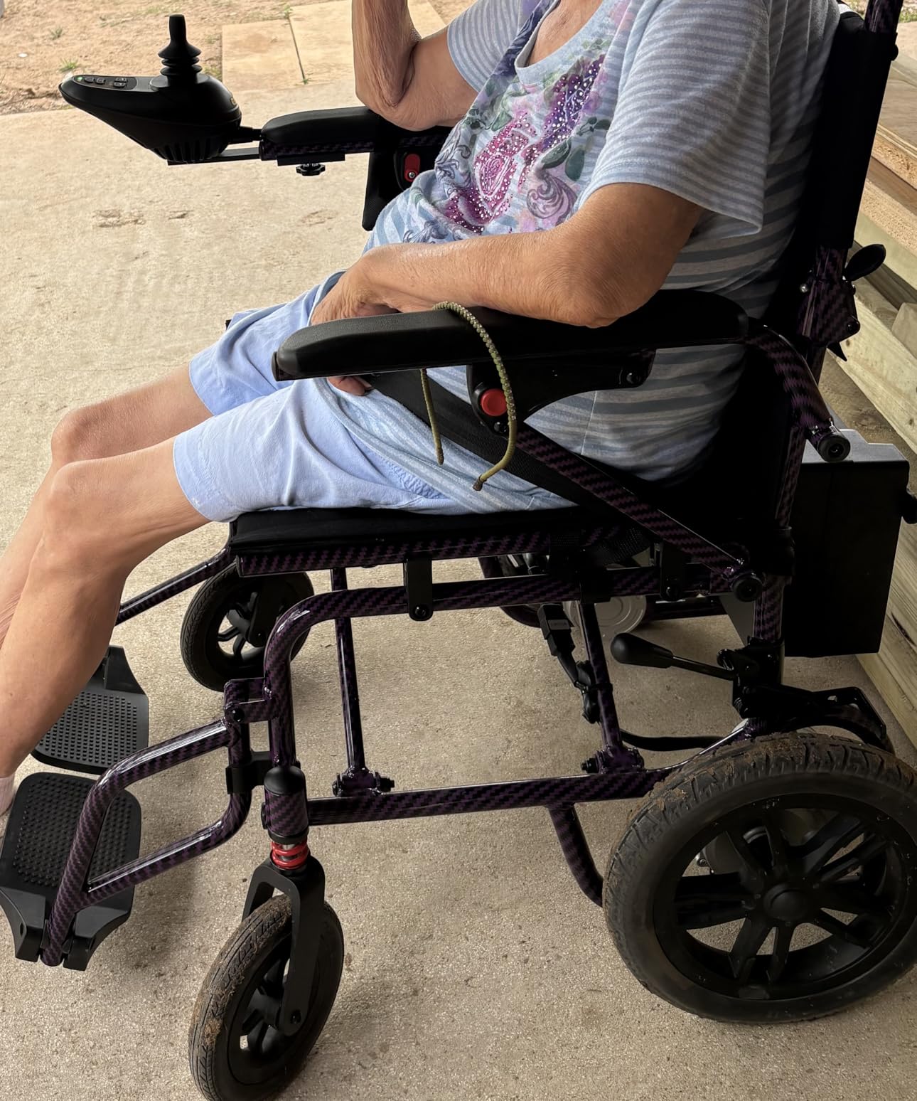 Electric Wheelchairs for Adults,Lightweight Foldable Wheelchair 15 Miles Long Travel Range, 360° Joystick Control Motorized Wheelchair, Support 286 lbs with LED Light Power Wheelchair (Black Black) customer photo 1