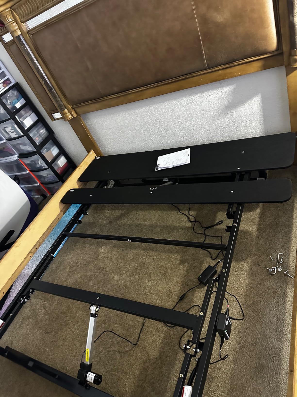 Mixcous King Adjustable Bed Frame with Zero Gravity Heavy Duty 750 lbs customer photo 2