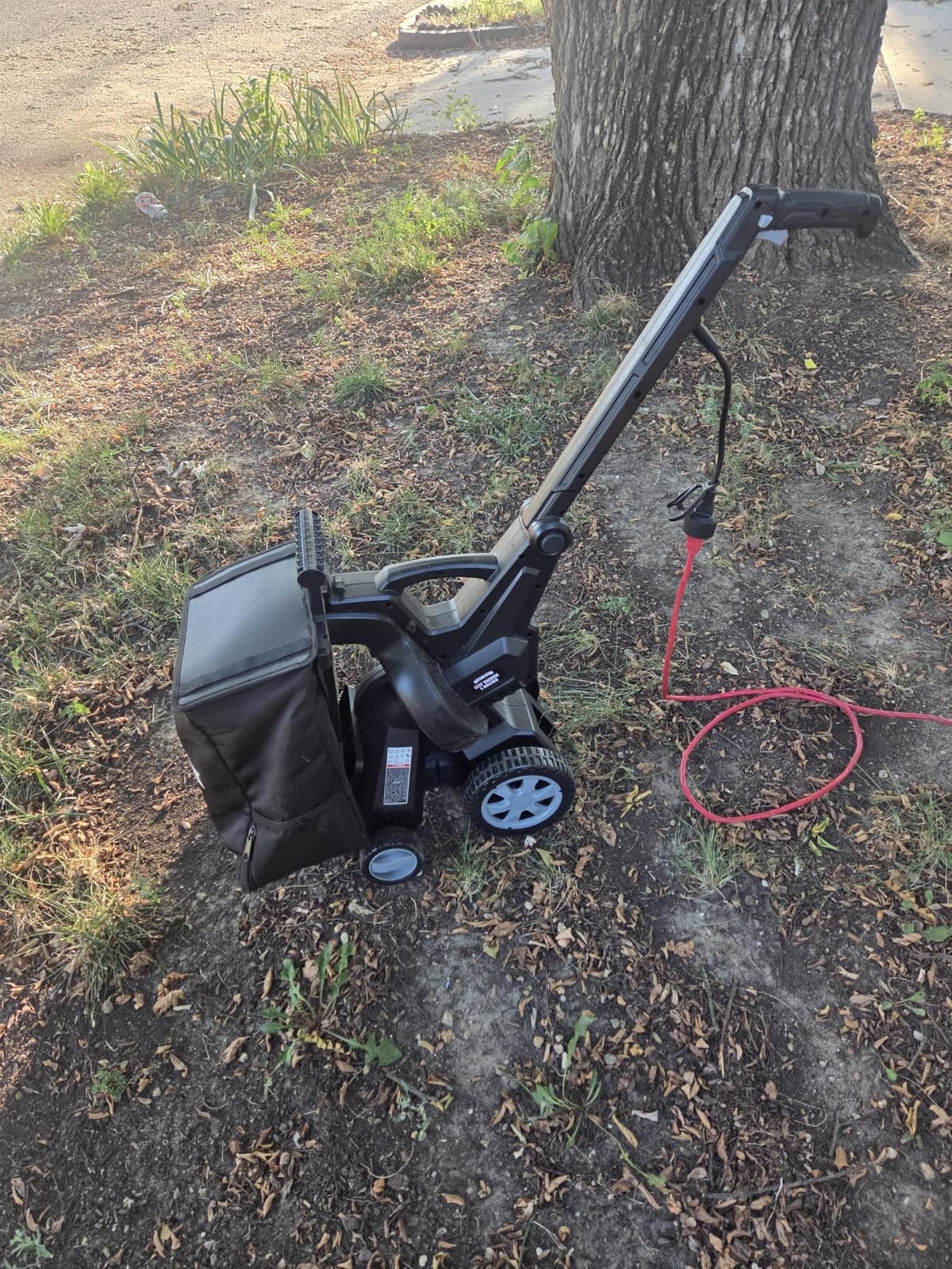 Hike Crew Corded Leaf Vacuum Mulcher for 1500 Sq Ft Driveways, Decks & Turf customer photo 1