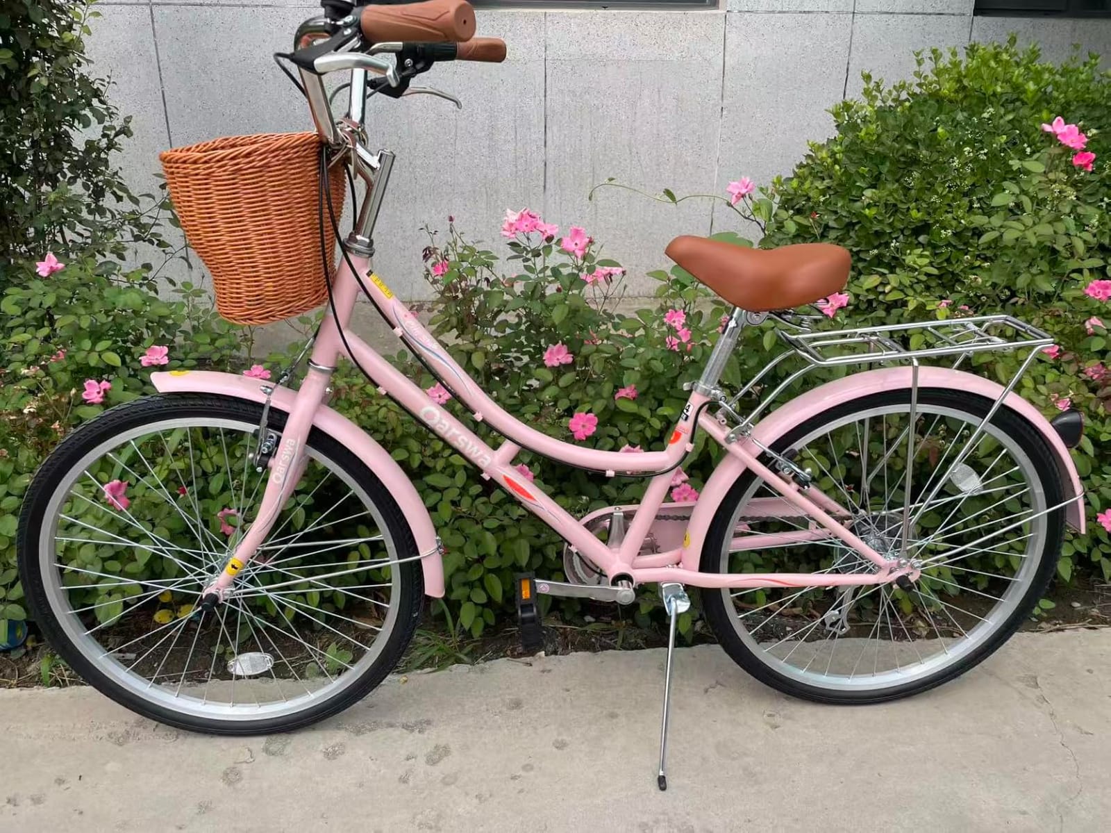 24/26 Inch Women's Beach Cruiser Bike, Step-Through Comfort City Bicycle with Shimano 7-Speed, Front Basket & Rear Cargo Rack, High-Carbon Steel Frame with Dual Spring Suspension Saddle customer photo 1