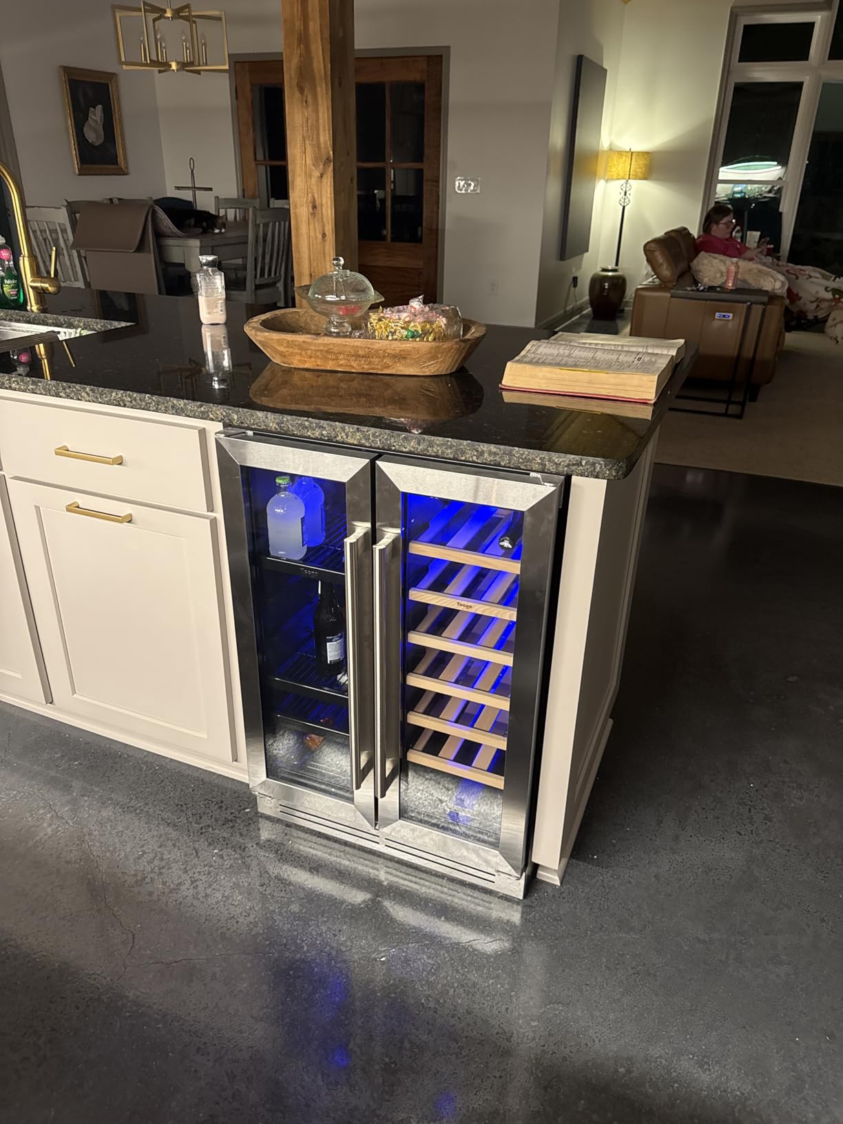 Yeego 12 Inch Wine Fridge, 17 Bottle Dual Zone Wine Cooler with Glass Door customer photo 1