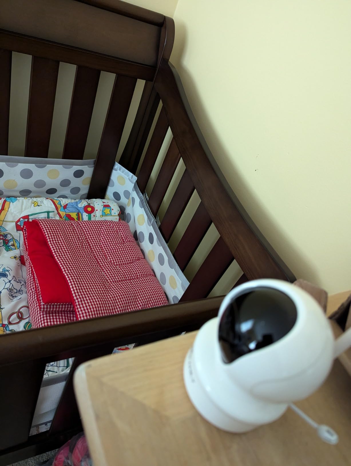iFamily Smartphone Baby Monitor with APP& 5