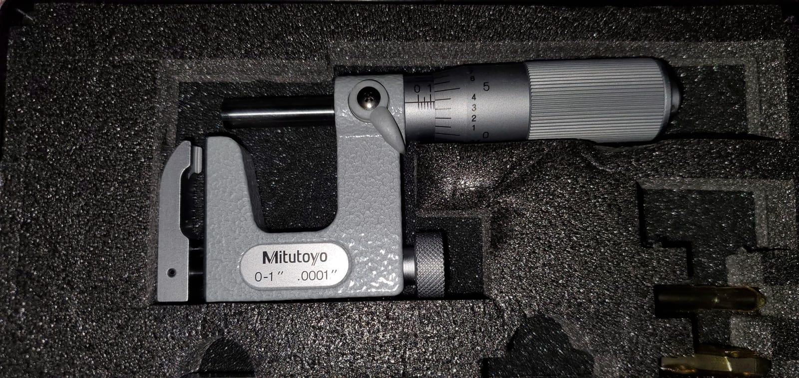 Mitutoyo 117-107, 0-1 X .0001 Uni-Mike, Friction Thimble customer photo 1