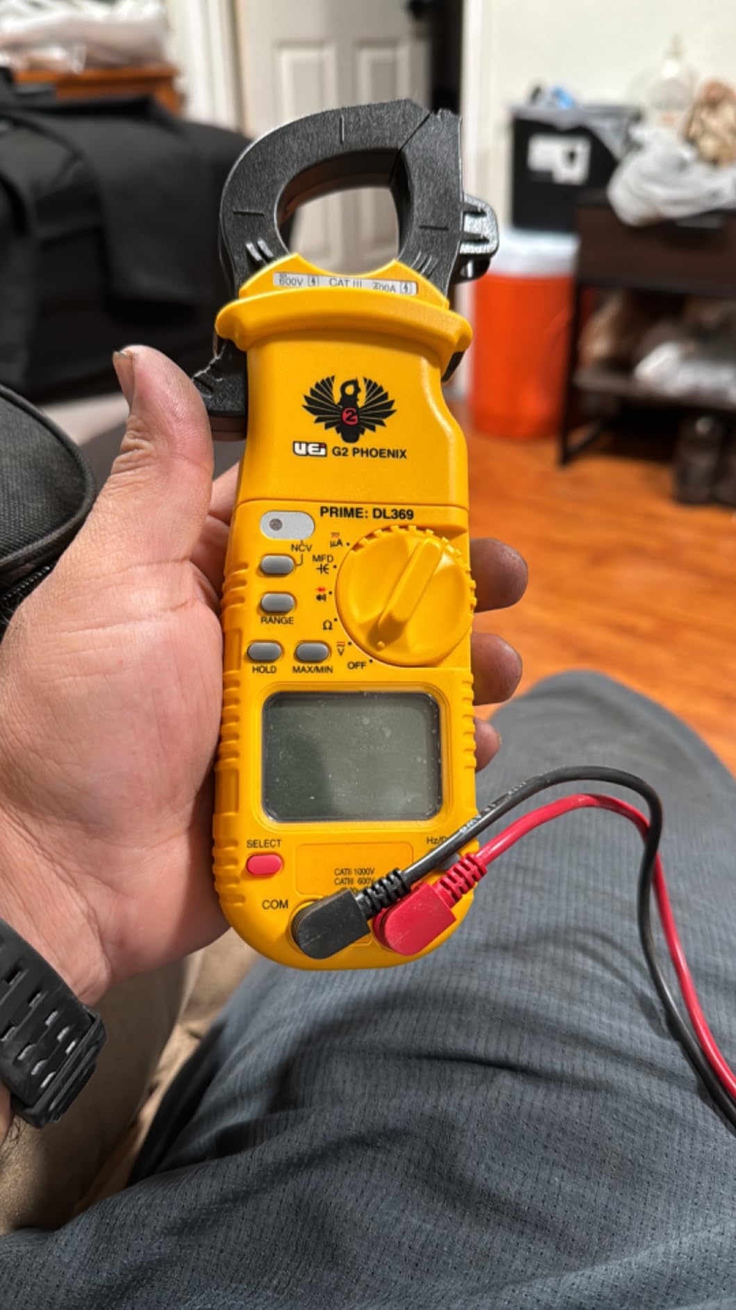 UEi DL369 Digital Clamp Meter HVAC Auto-Ranging 4000 Counts Volt Meter AC Amp Meter Measures AC Current AC/DC Voltage & Microamps Capacitance Resistance Diodes NCV Continuity Tester Live Wire Test customer photo 2