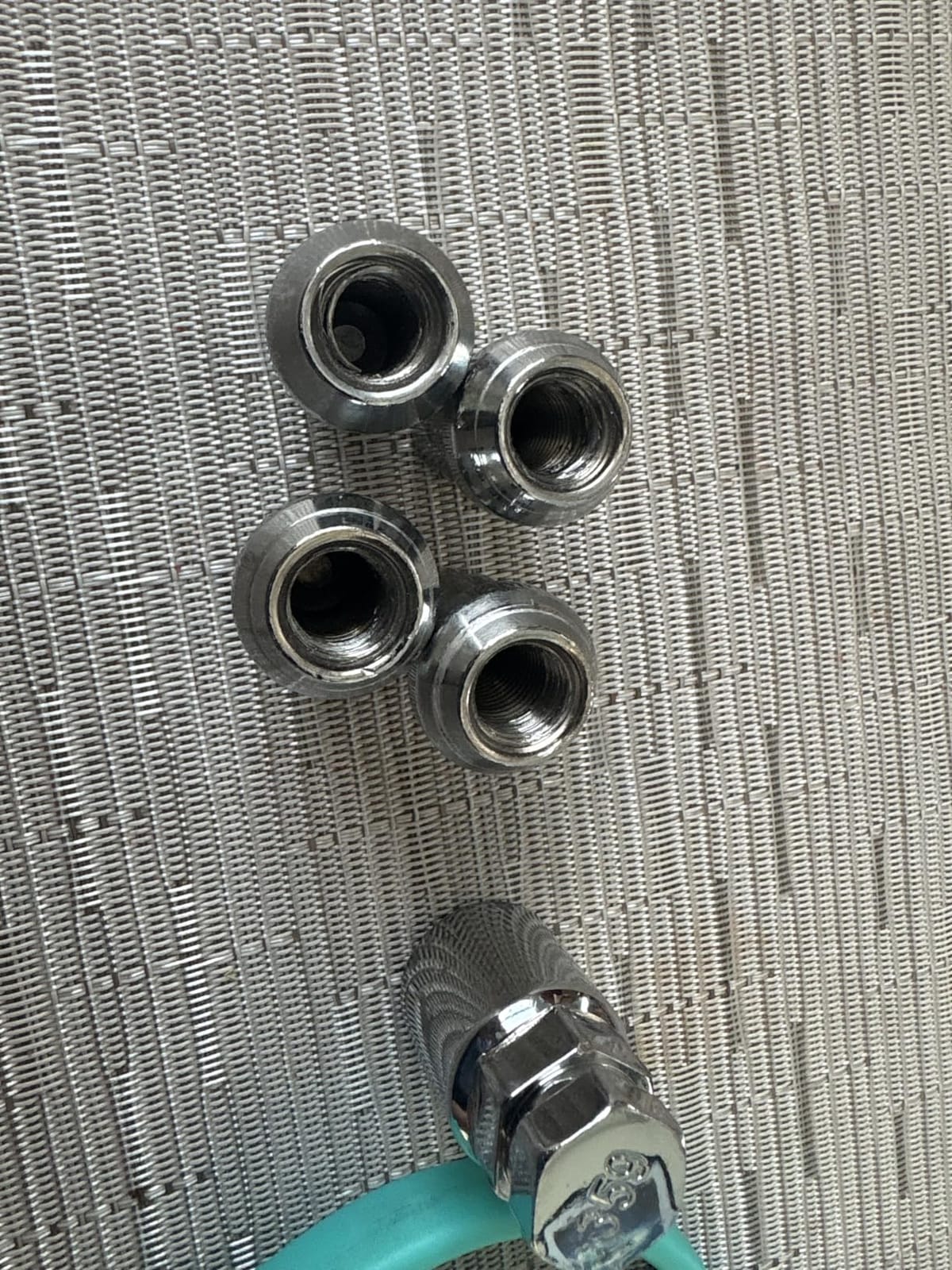 White Knight 40600S Chrome M12 x 1.25 Thread Size Acorn Wheel Lock, (Random Lock Pattern) 4 Pack customer photo 2