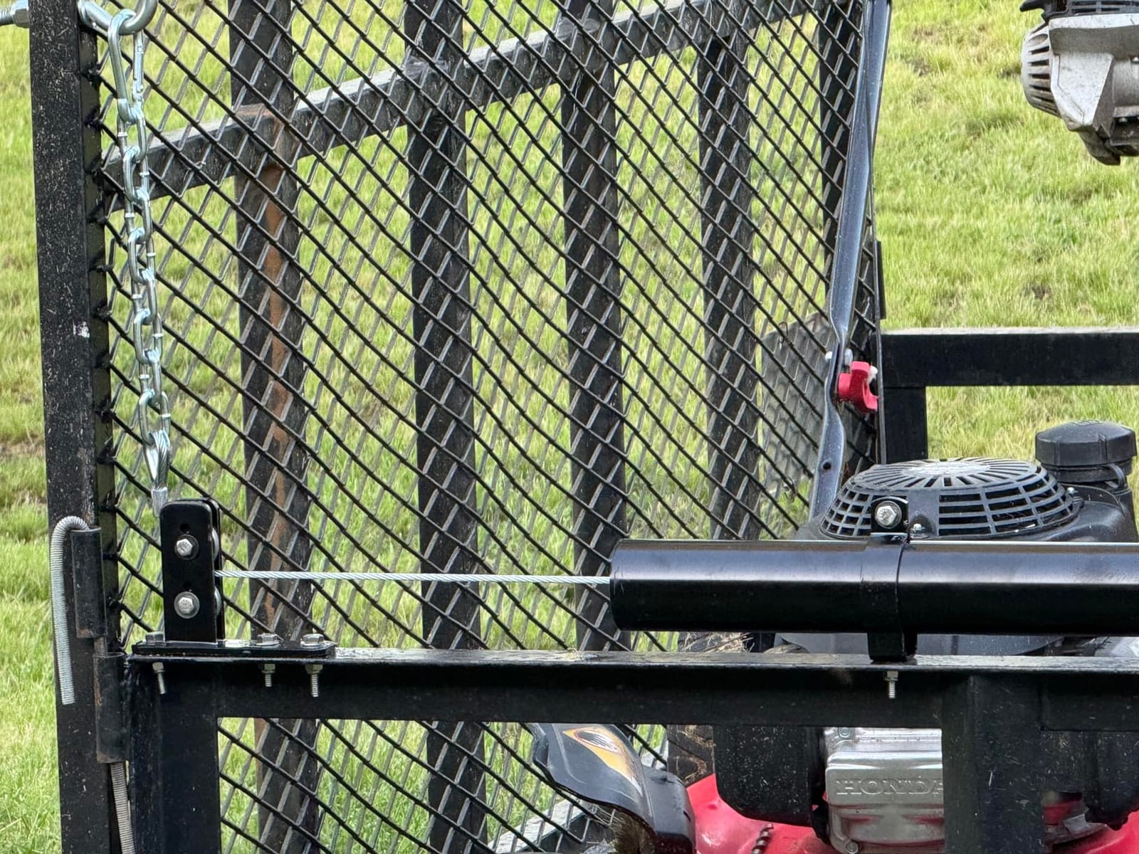 Buyers Products 5201000 EZ Gate Tailgate Assist, Reduce Physical Strain With Trailer Tailgates, Mounting Hardware Included, Handles gates up to 180lbs, Works On Most Standard Open Trailers customer photo 1