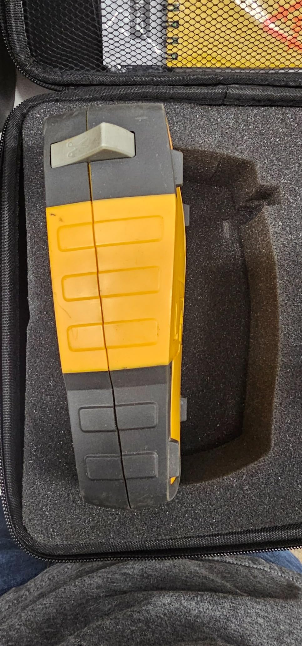 DYMO Rhino 4200 Industrial Label Maker Carry Case Kit with 1 Roll of 1/2