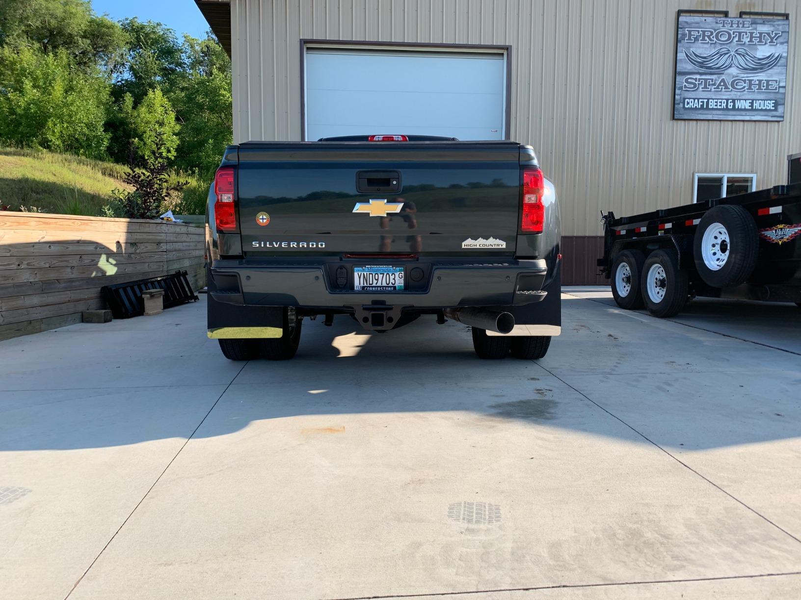 UltimateFlap 20 Inch Rear Dually Mud Flap with Stainless Steel Weight customer photo 1