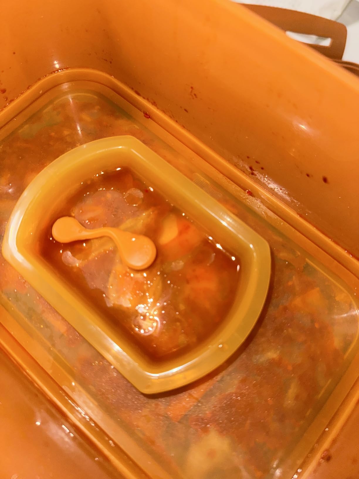 Crazy Korean Cooking Premium Kimchi, Sauerkraut Fermentation and Storage Container with Inner Vacuum Lid (0.4 Gal Sandy Brown (1.7L)) customer photo 2