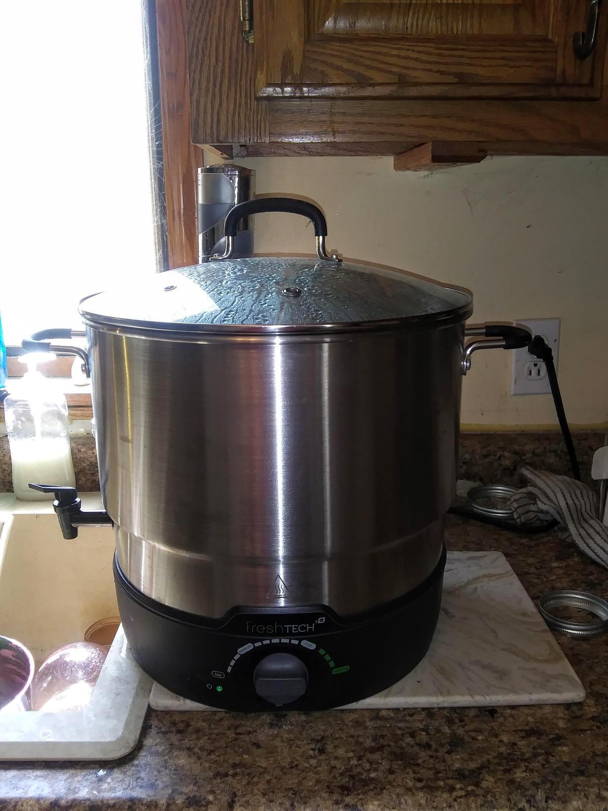 Ball freshTECH Electric Water Bath Canner and Multi-Cooker customer photo 1