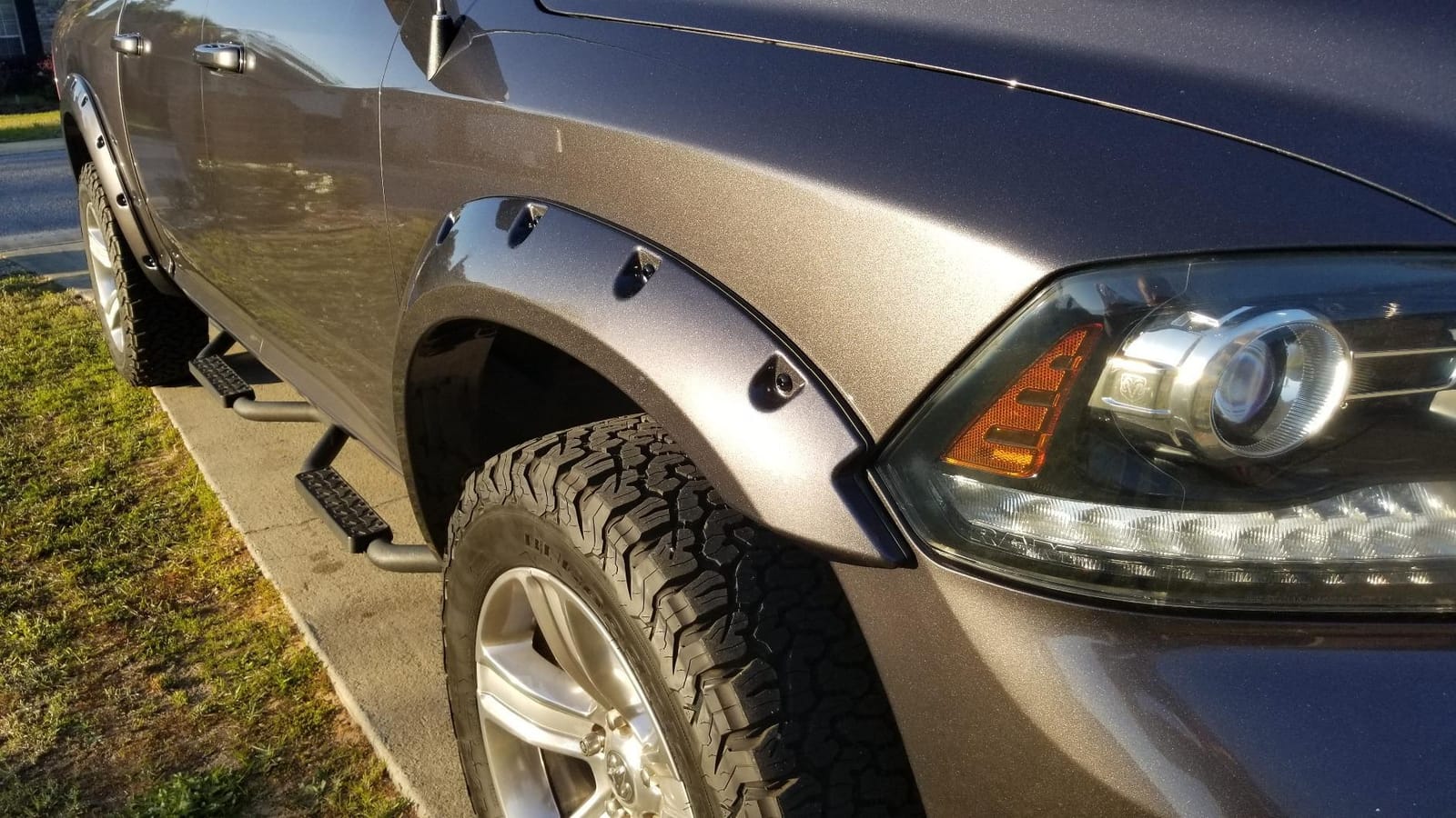 Tyger Auto Fender Flare Compatible with 2009-2018 Dodge Ram 1500; 2019-2024 Classic (Not fit R/T Rebel Warlock), Smooth Textured Black Paintable Bolt-Riveted Style 4pc | TG-FF8D4148 customer photo 1