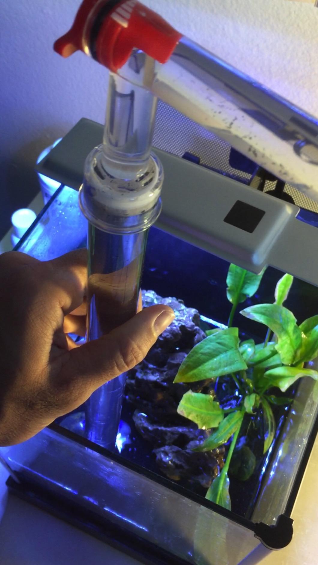 Fluval GravelVAC Multi Substrate Cleaner Small (50cm) customer photo 2