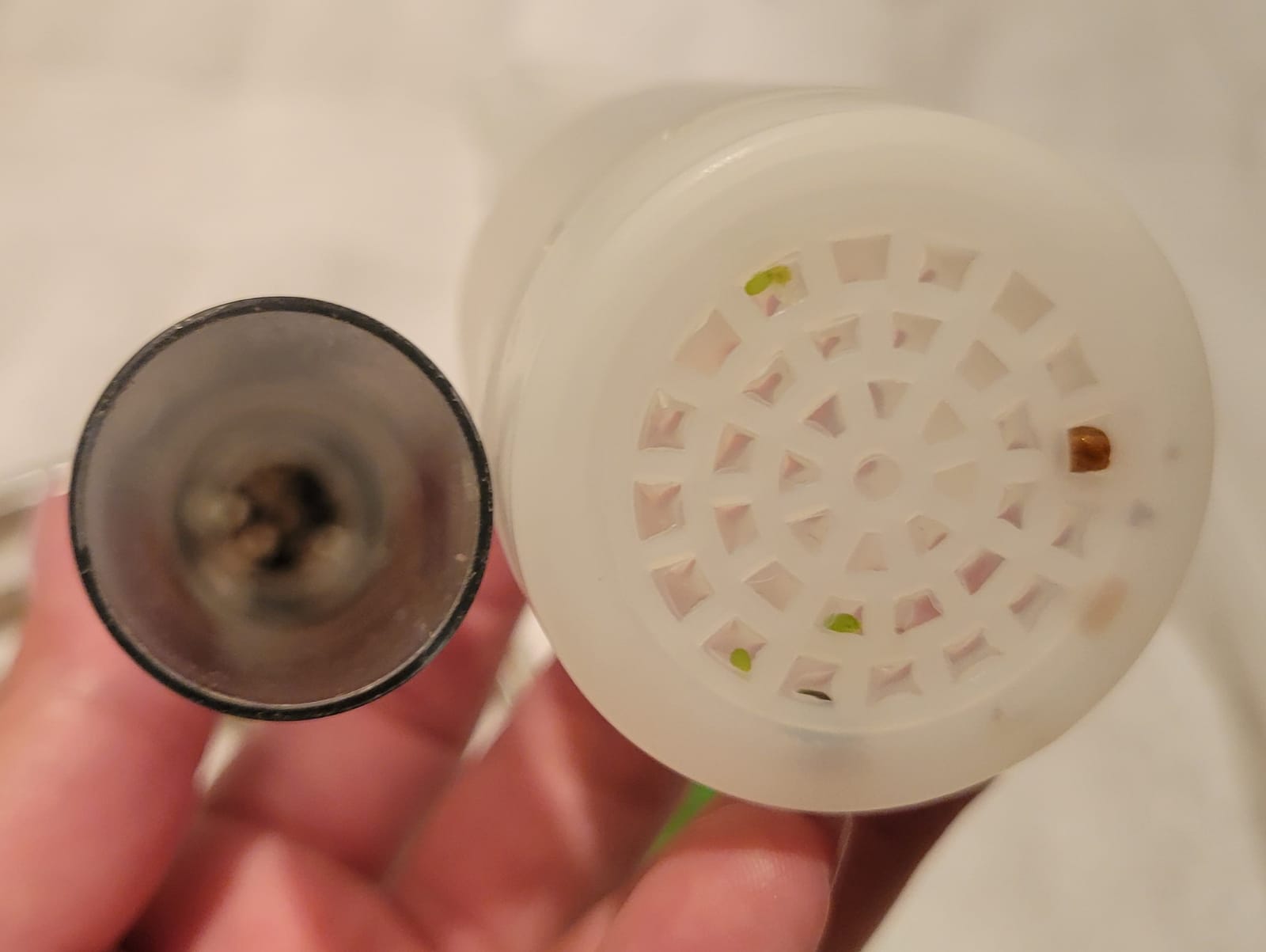 Luigi's Fish Tank Cleaner - Turtle Tank Accessories - Gravel Vacuum for Aquarium - Hand Siphon Hose to Remove and Change Water or Sand in Minutes - Aquarium Cleaning Tools customer photo 2