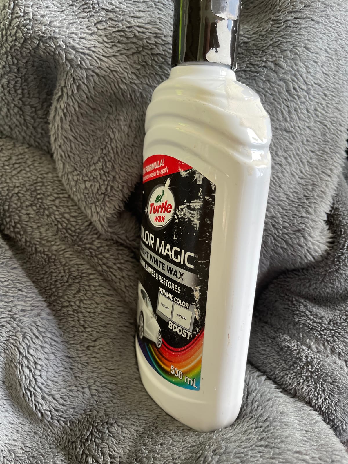Turtle Wax 52712 Professional Finish Color Magic Car Paintwork Polish - Restores, Cleans & Shines - Long Lasting Protection with Dynamic Color Boost - Easy to Use - White, 500m customer photo 2