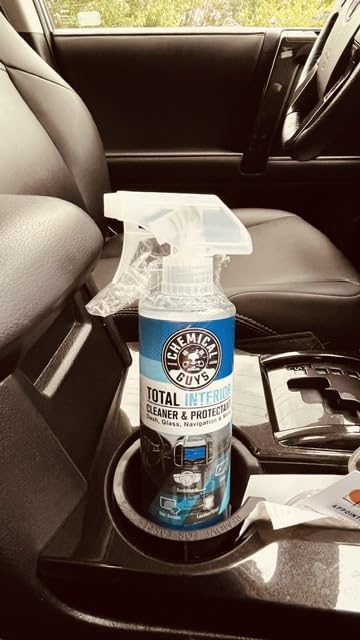 Chemical Guys, Total Interior Cleaner & Protectant, Leather & Vinyl, 16 oz customer photo 1