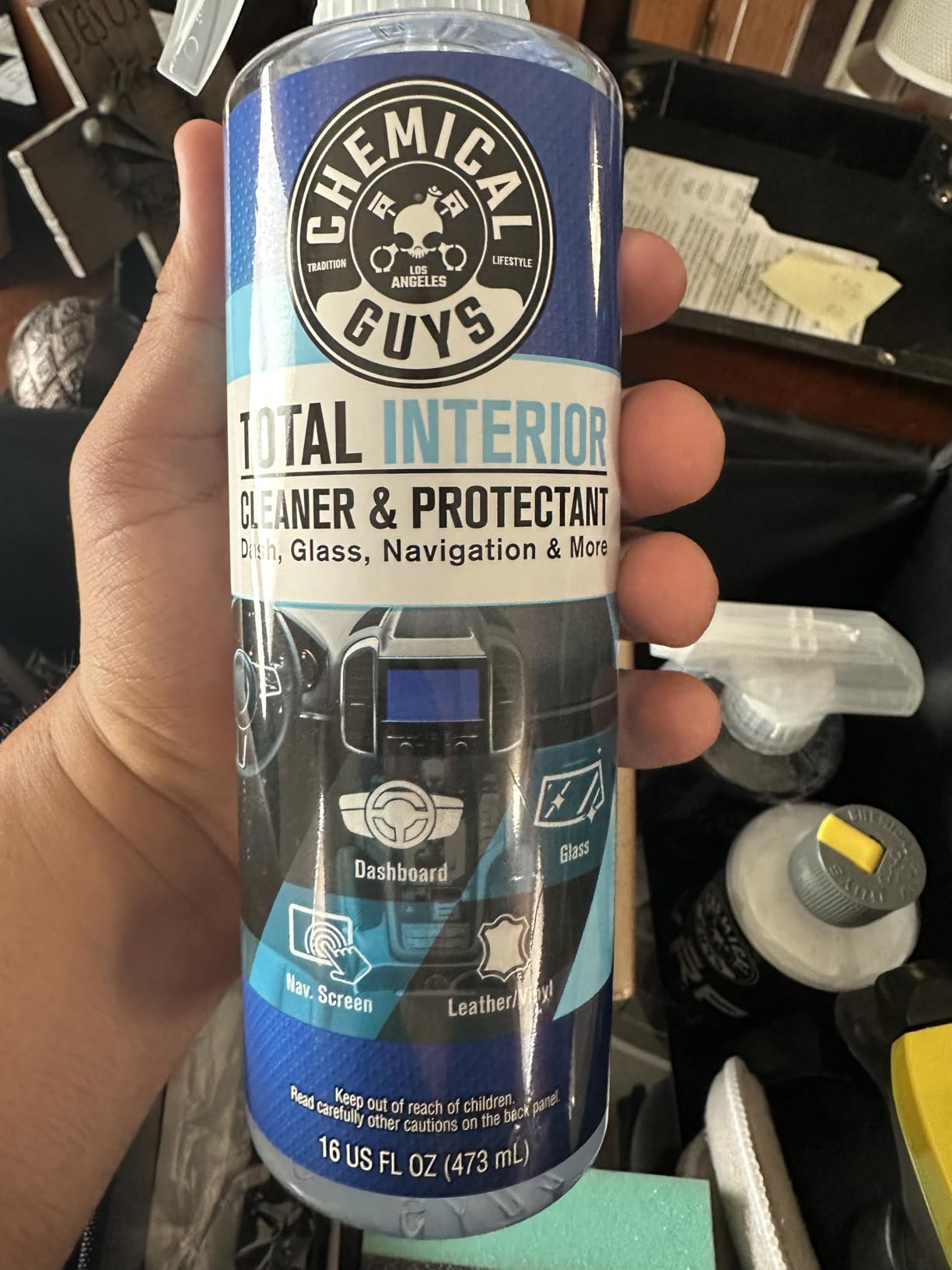 Chemical Guys, Total Interior Cleaner & Protectant, Leather & Vinyl, 16 oz customer photo 2