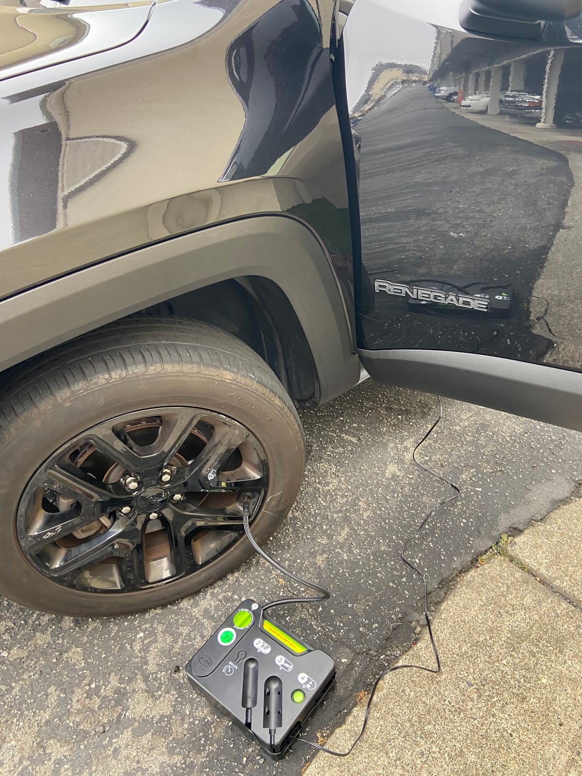 Slime 50122 Flat Tire Puncture Emergency Kit, Includes Sealant and Tire Inflator Pump, Analog, Suitable for Cars and Other Highway Vehicles, 10 Min Fix customer photo 2