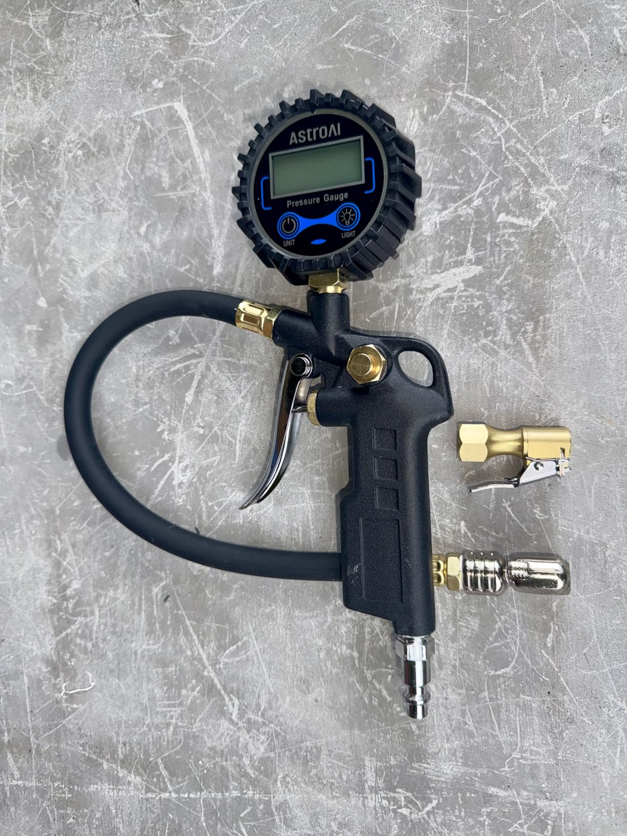 AstroAI Digital Tire Pressure Gauge with Inflator, 3-250 PSI Air Chuck & Compressor Accessories Heavy Duty with Quick Connect Coupler, 0.1 Display Resolution, 1pack customer photo 1