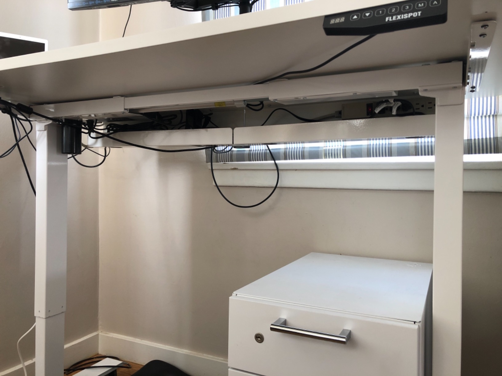 Monoprice Under Desk Cable Tray - Steel with Power Supply and Wire Management - Workstream Collection White customer photo 2