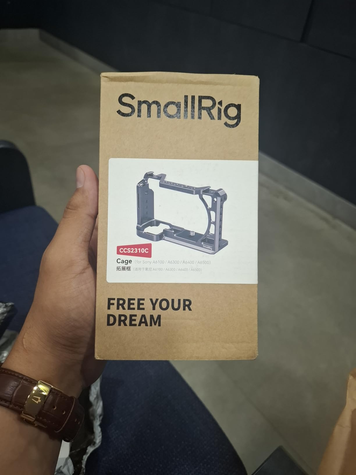 SmallRig Aluminum Alloy Camera Cage Rig for Sony A6400/A6100/A6300/A6500 customer photo 2