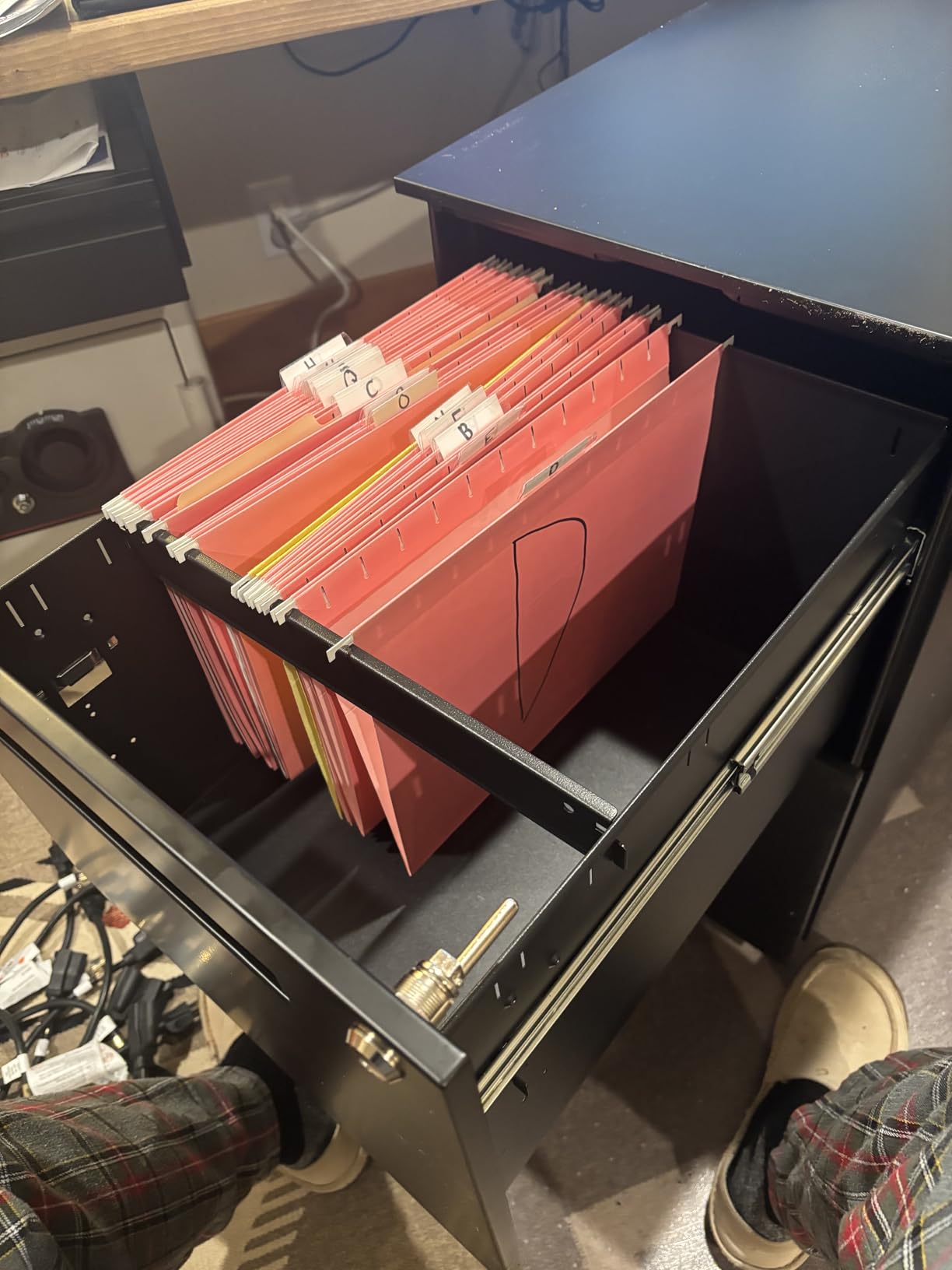 DEVAISE 2 Drawer File Cabinet with Lock, Fully Assembled Except Casters customer photo 1