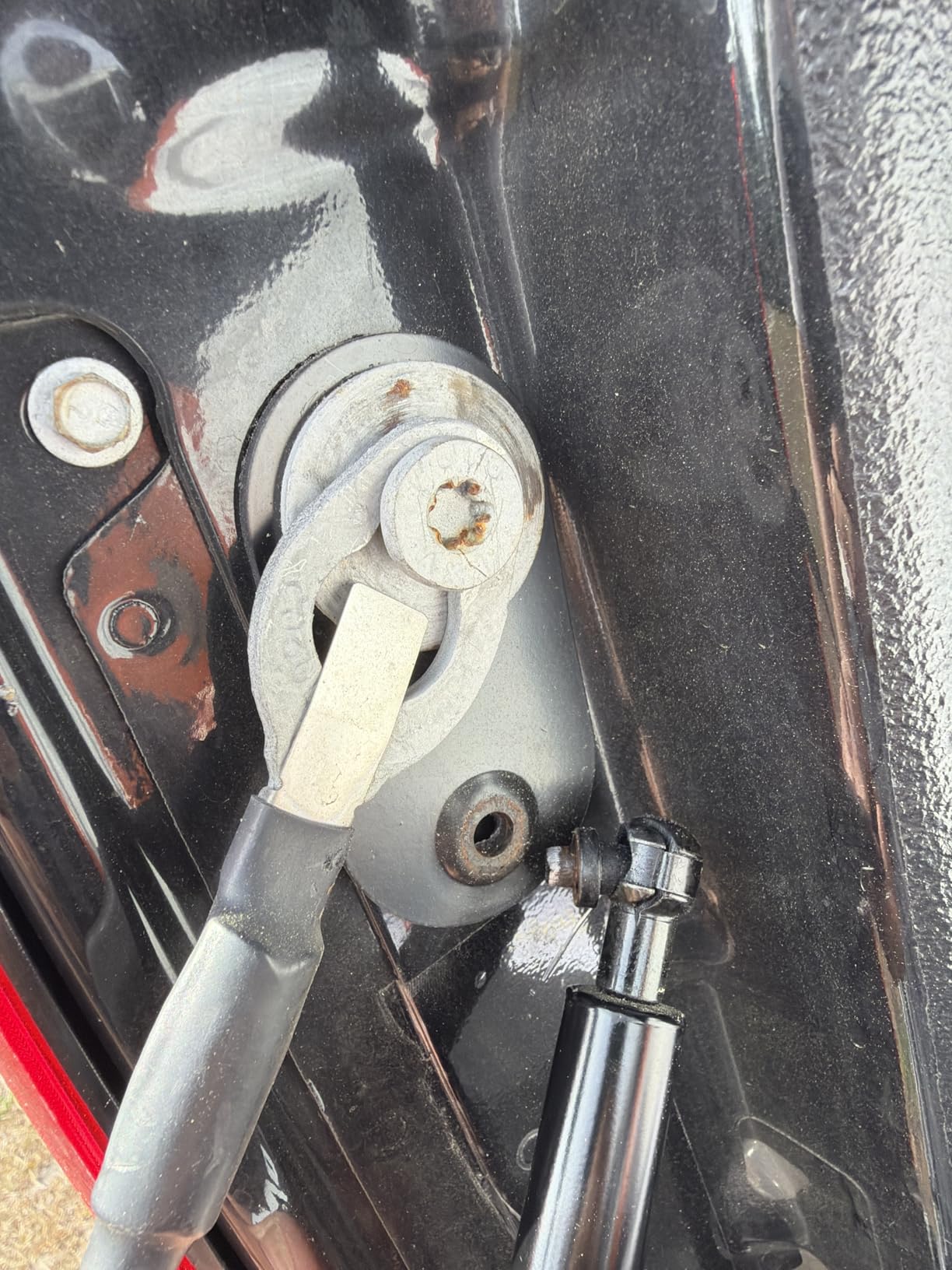 OMT Tailgate Assist Shock Compatible with 09-26 Ram 1500 2500 3500, Black customer photo 1