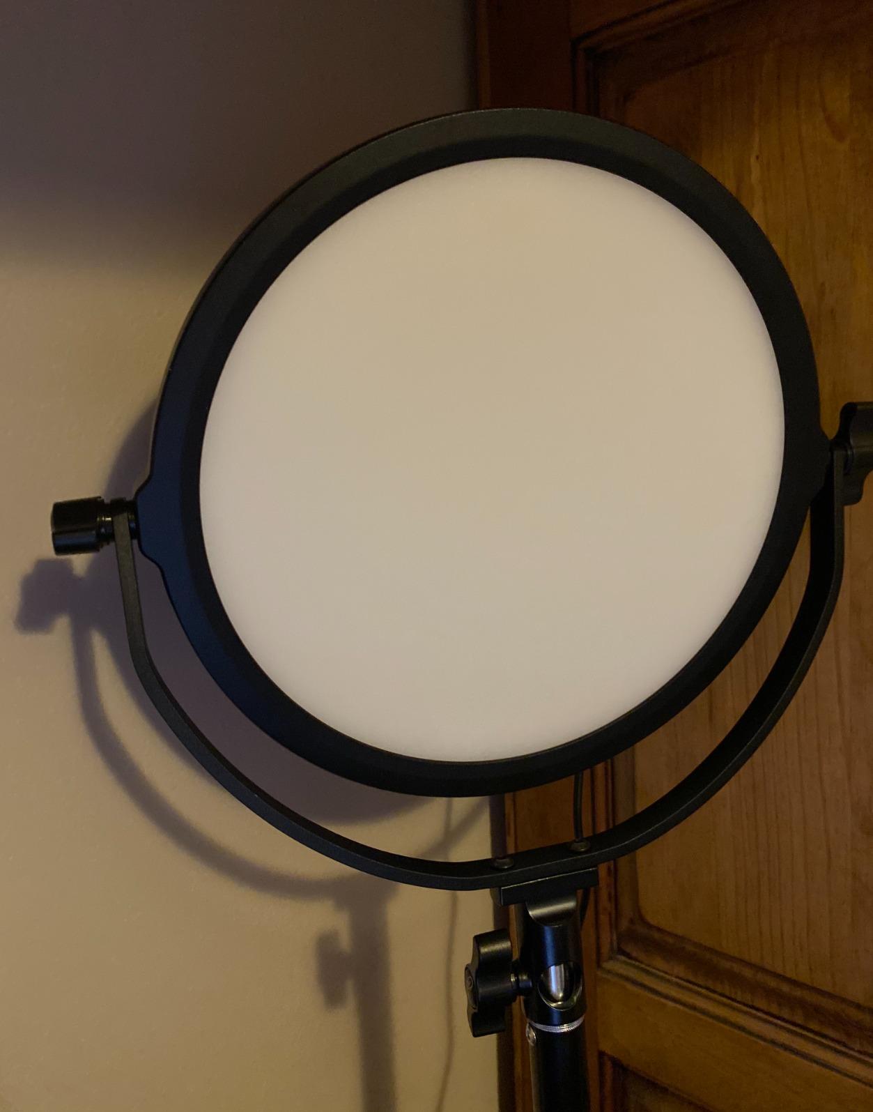 GVM Desk Mount LED Video Light, 10'' Round Key Light with Built-in Diffuser and LCD Display, Bi-Color Professional Light for Game/Studio/Streaming/YouTube Video Shooting, APP Control CRI 97+ customer photo 2