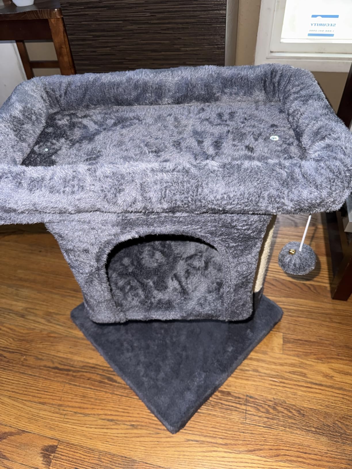 Yaheetech Small Cat Tree 23.5in for Kittens & Senior Cats, Low Profile Gray customer photo 1